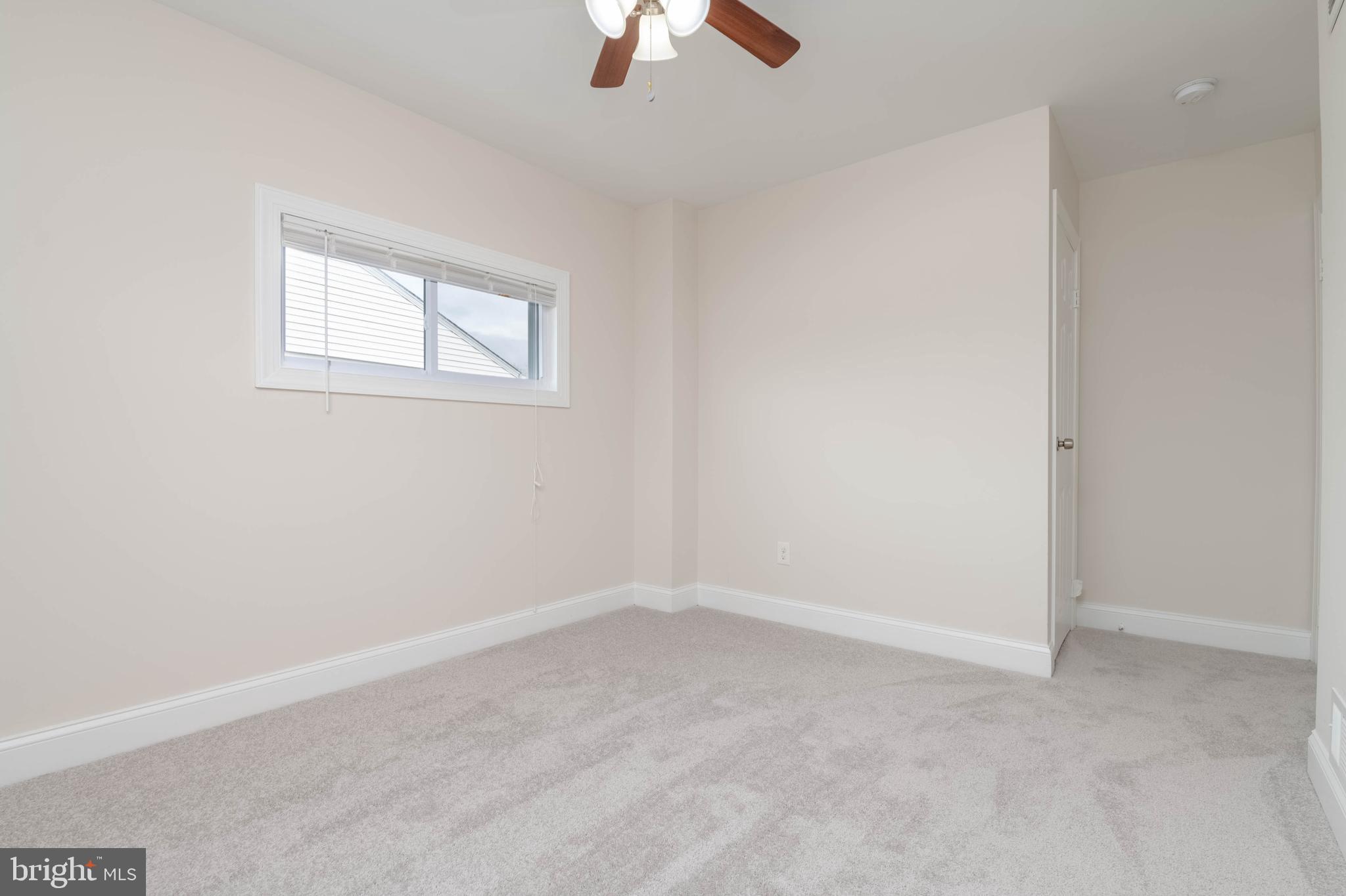 CHARLESMONT - Residential