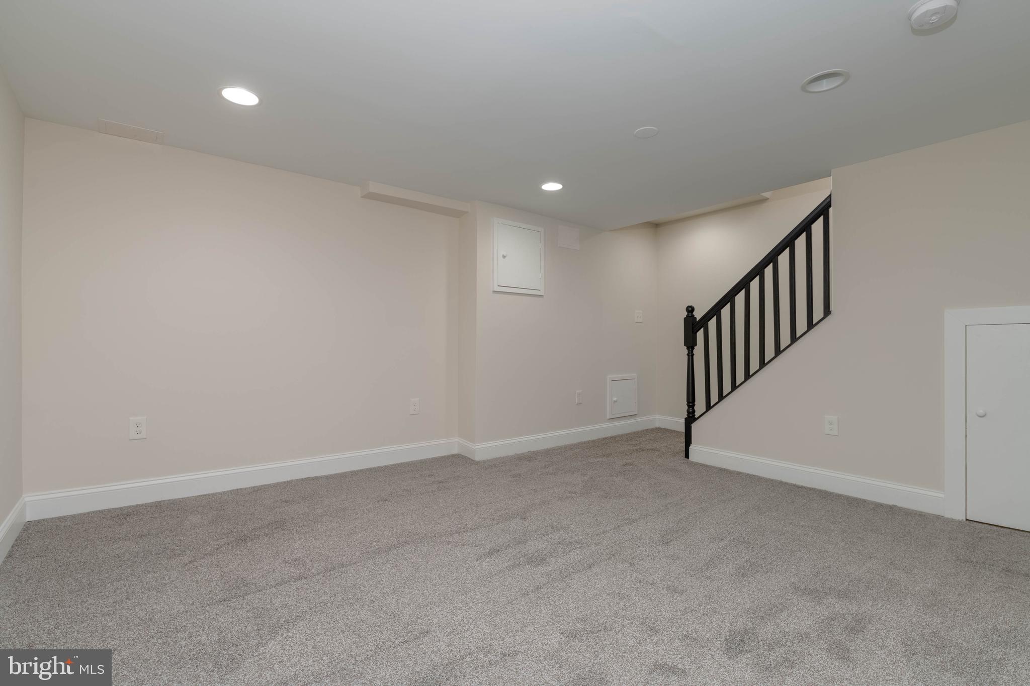 CHARLESMONT - Residential