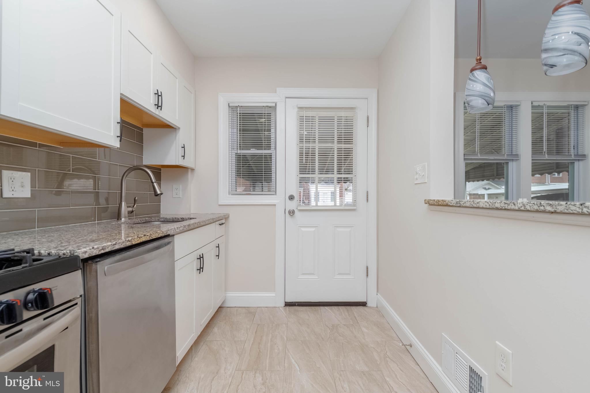 CHARLESMONT - Residential