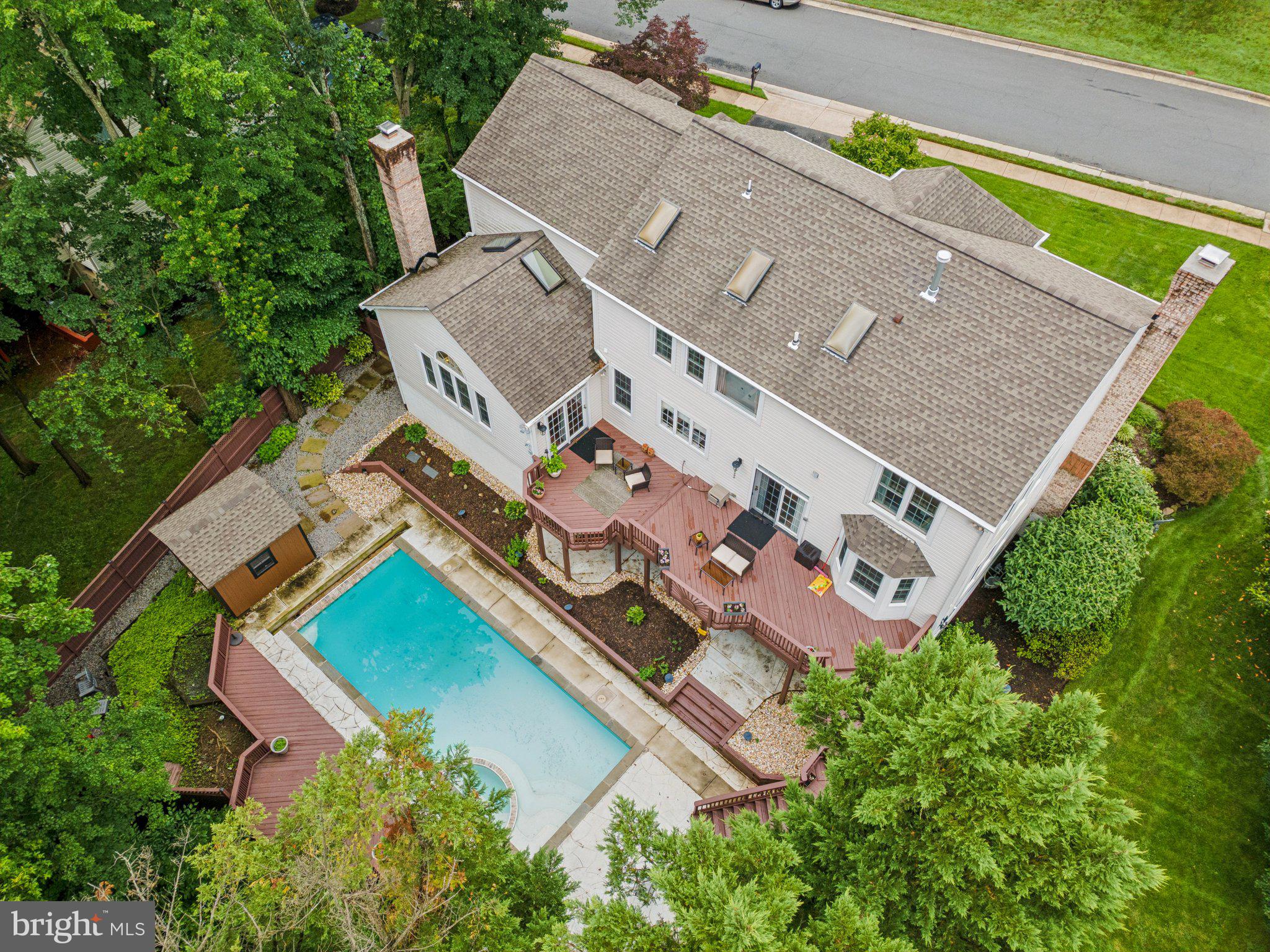 5331 CHALKSTONE WAY