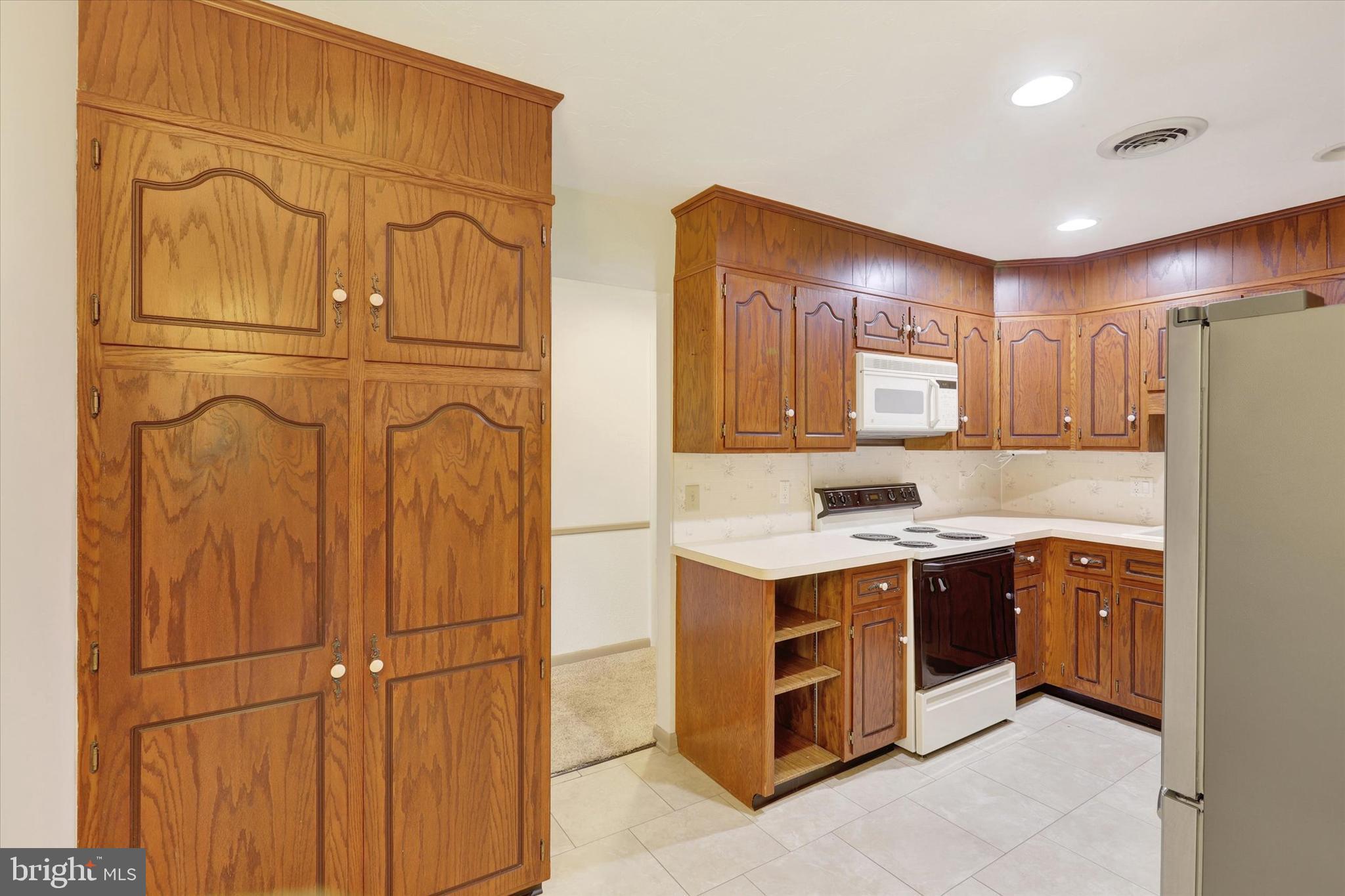 PENN NATIONAL GOLF COURSE COMMUNITY - Residential