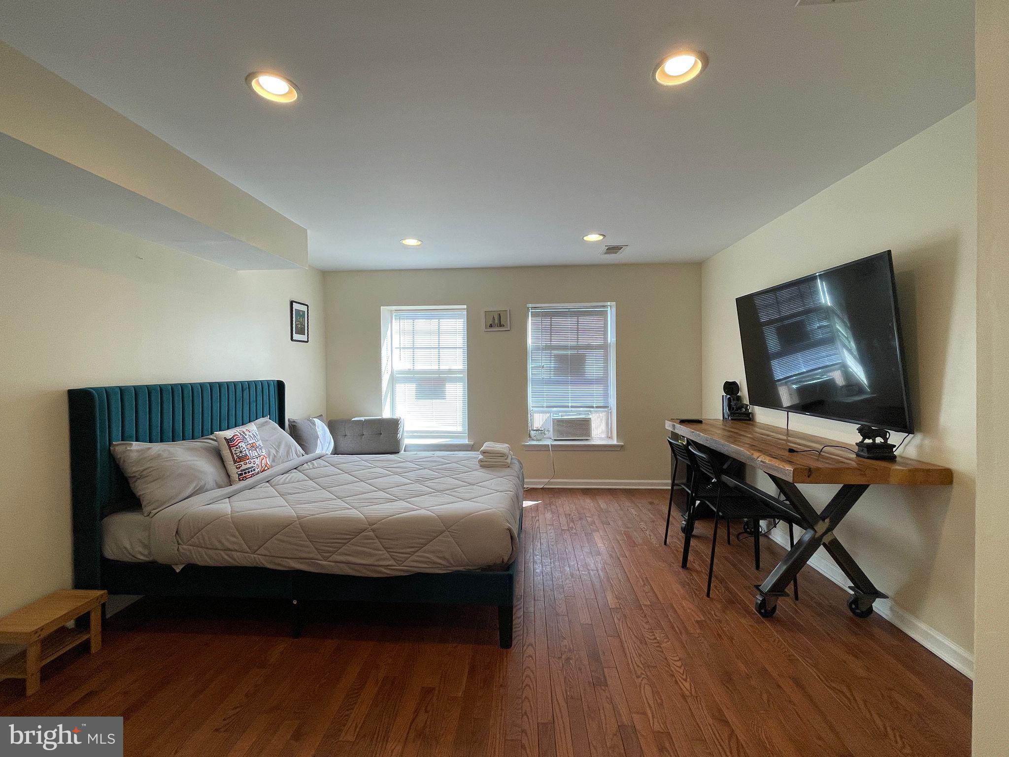 HAWTHORNE - Residential