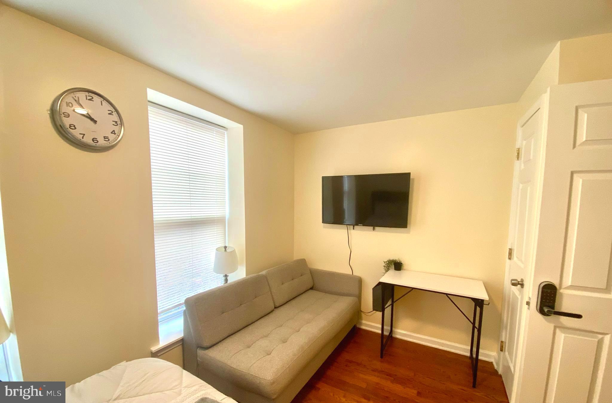 HAWTHORNE - Residential