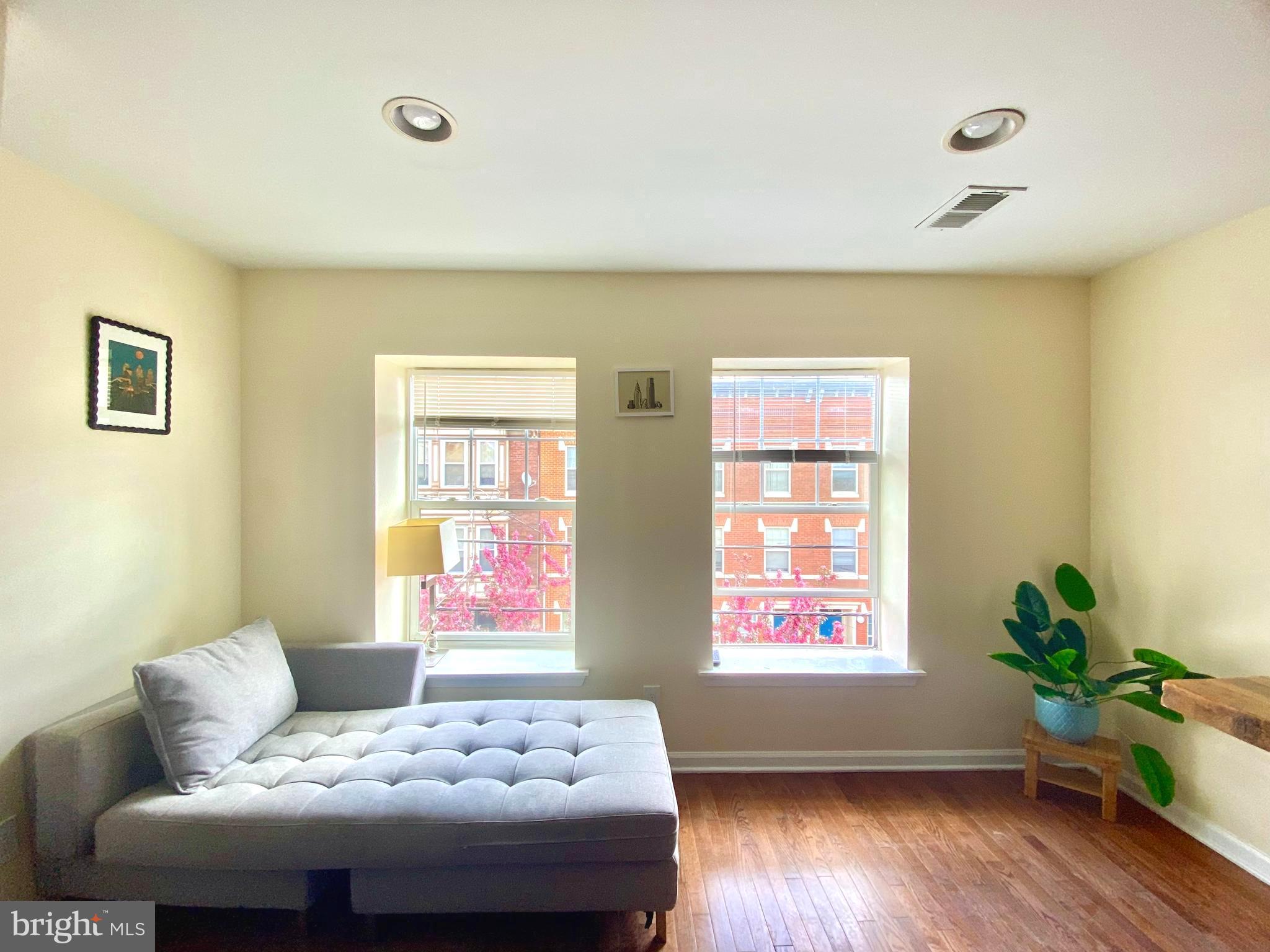 HAWTHORNE - Residential