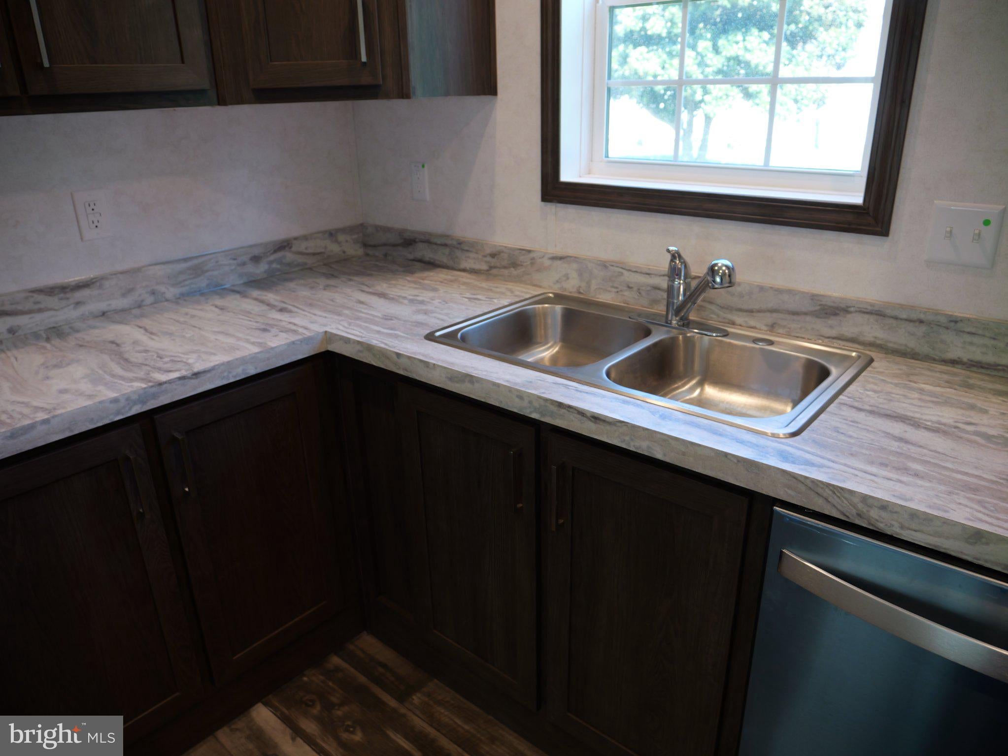 1354 PEACHTREE