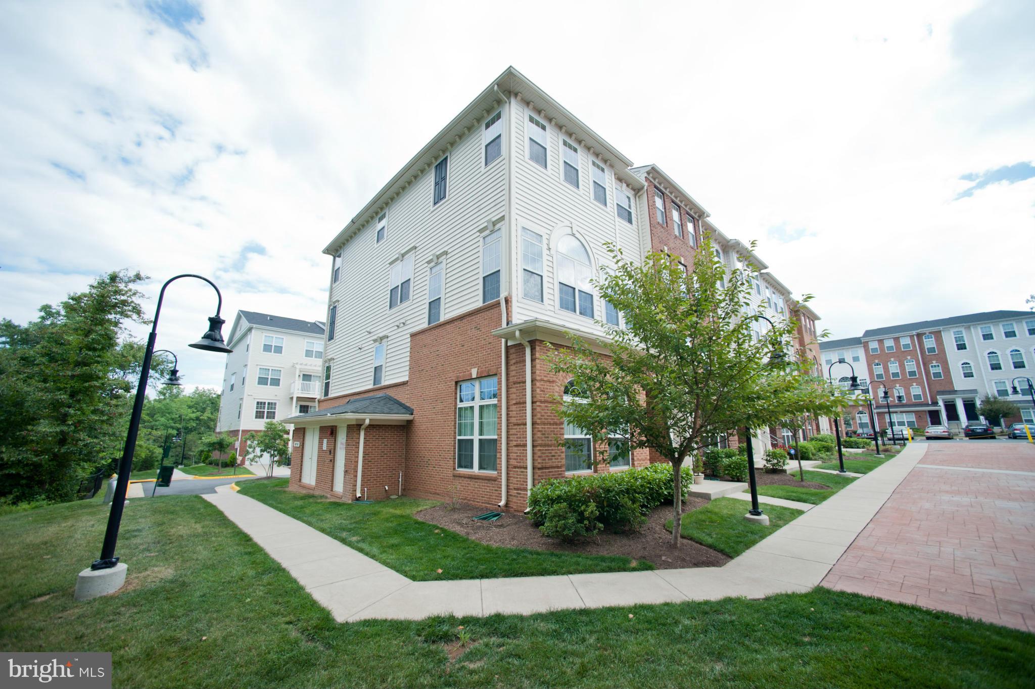 MARKET CENTER CONDOMINIUM - Residential