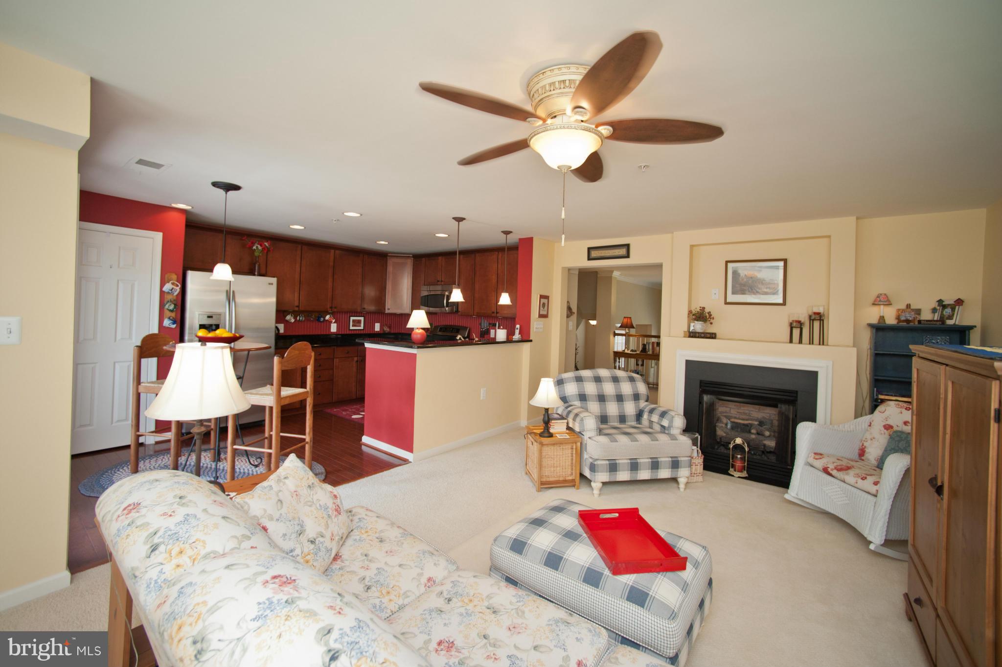 MARKET CENTER CONDOMINIUM - Residential