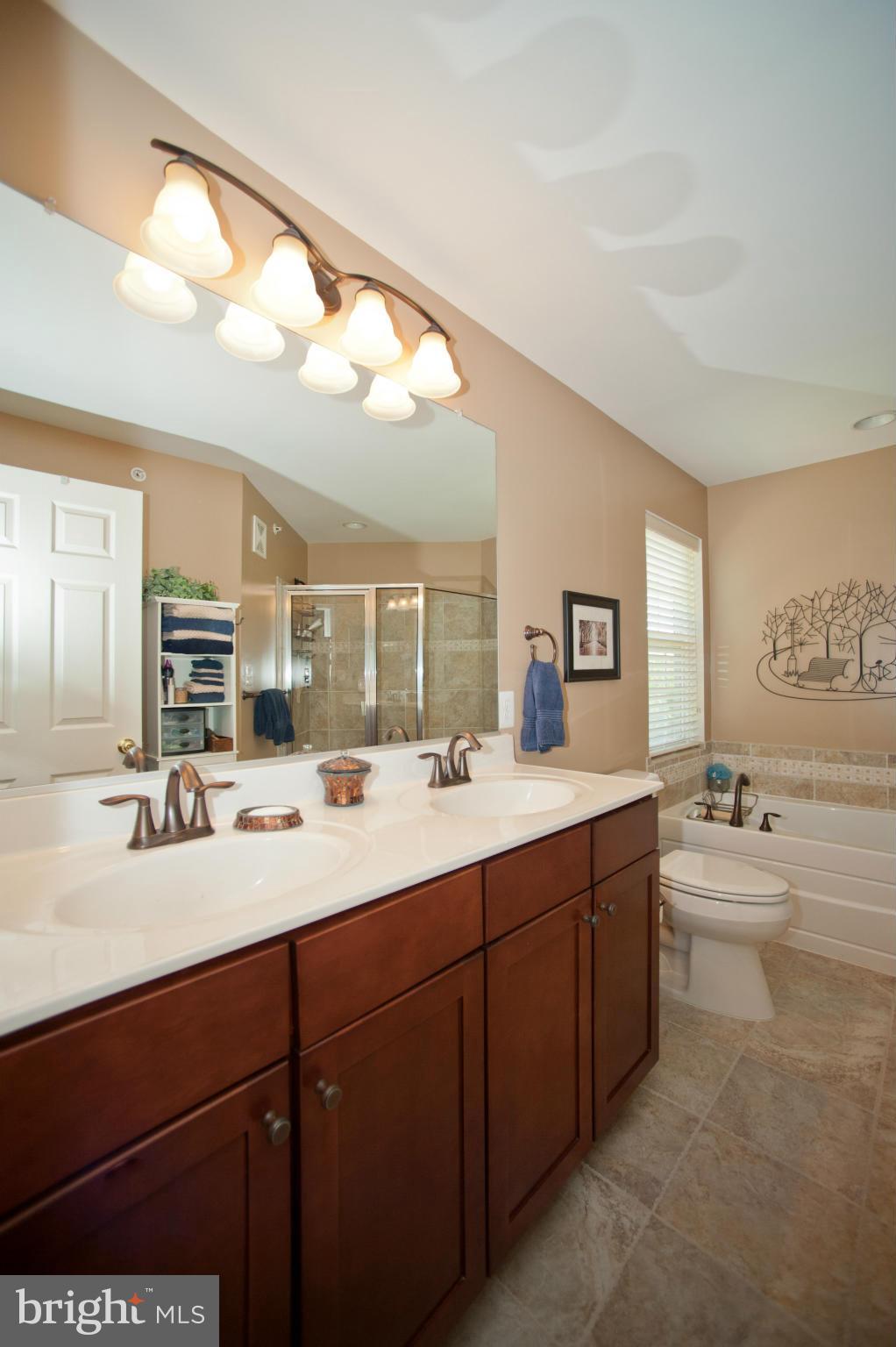 MARKET CENTER CONDOMINIUM - Residential