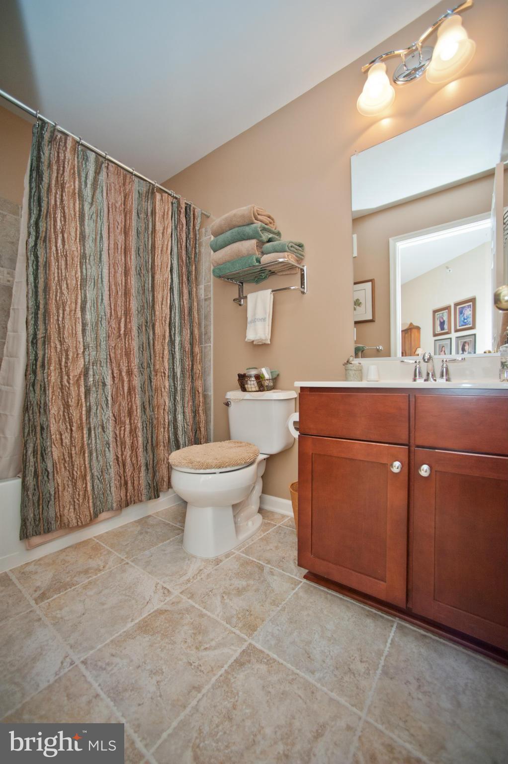 MARKET CENTER CONDOMINIUM - Residential