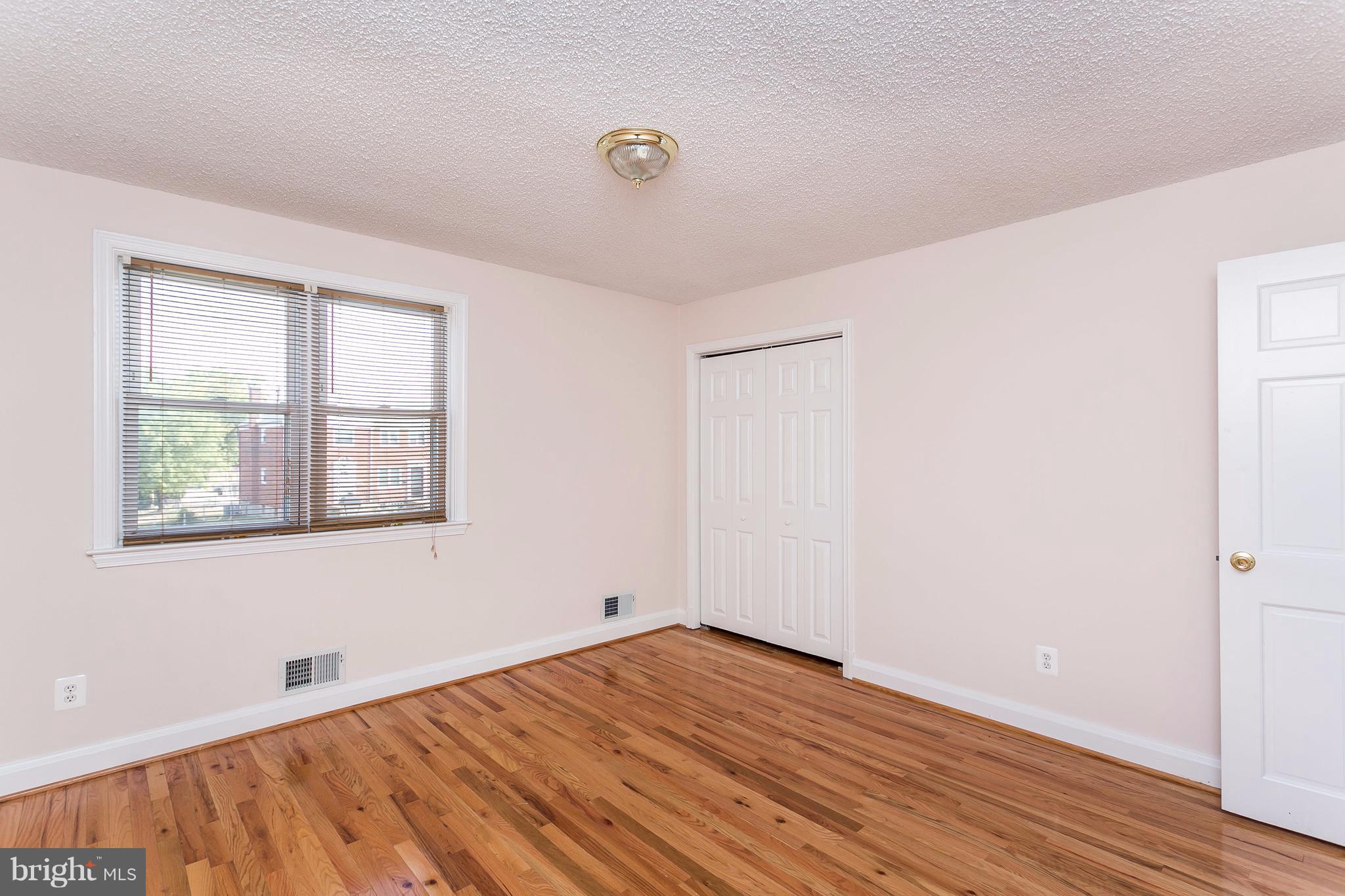 HILLENDALE - Residential