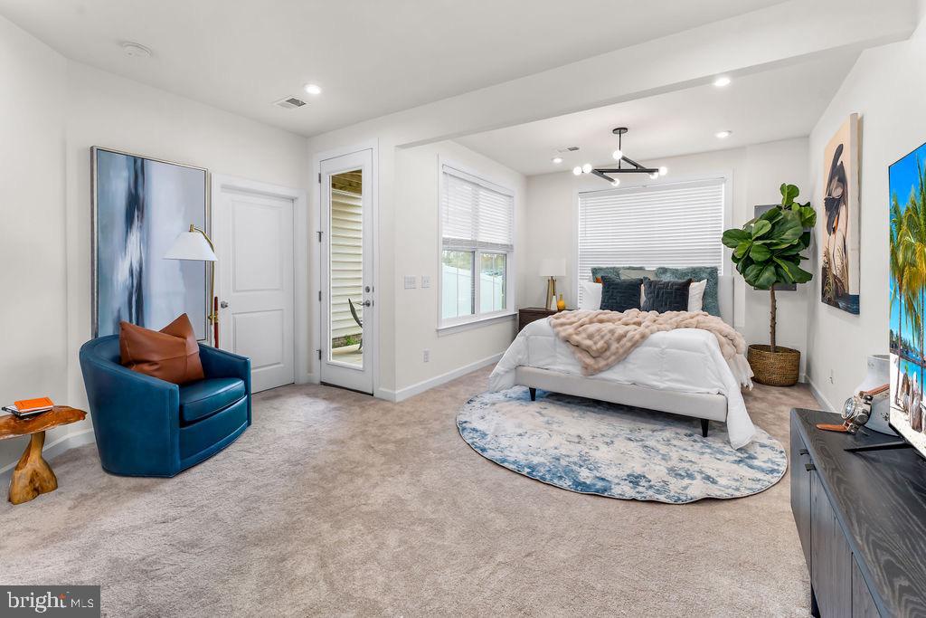 POTOMAC TRACE - Residential