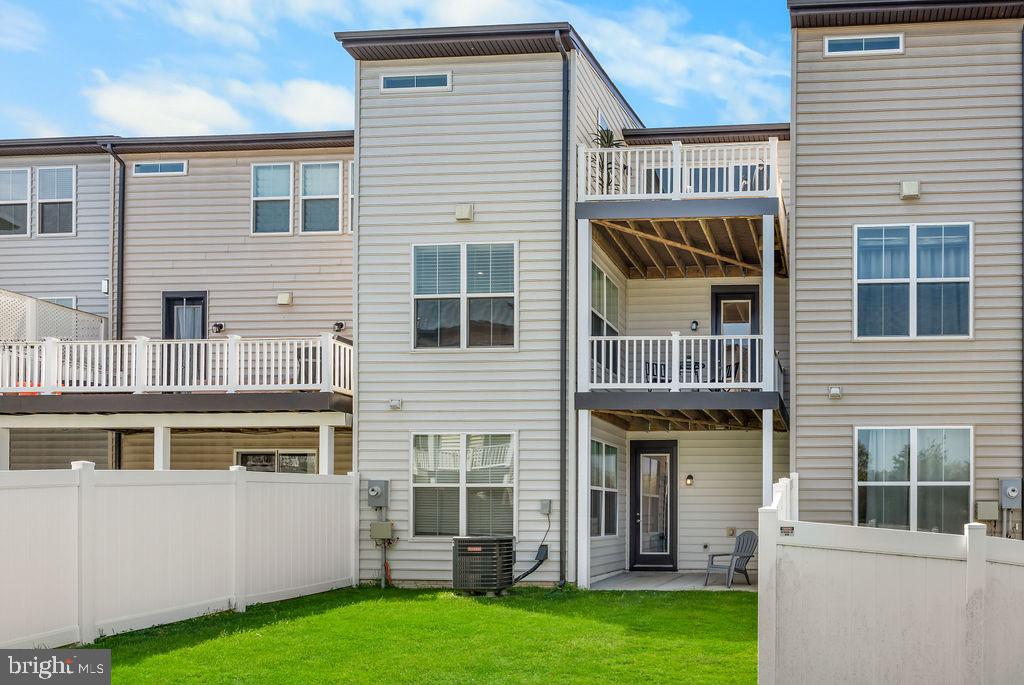 POTOMAC TRACE - Residential