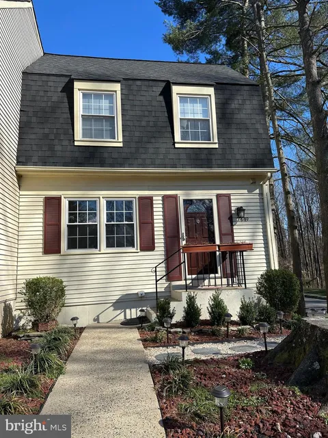 7449 Foxleigh Way, Alexandria, VA MLS: VAFX2229868