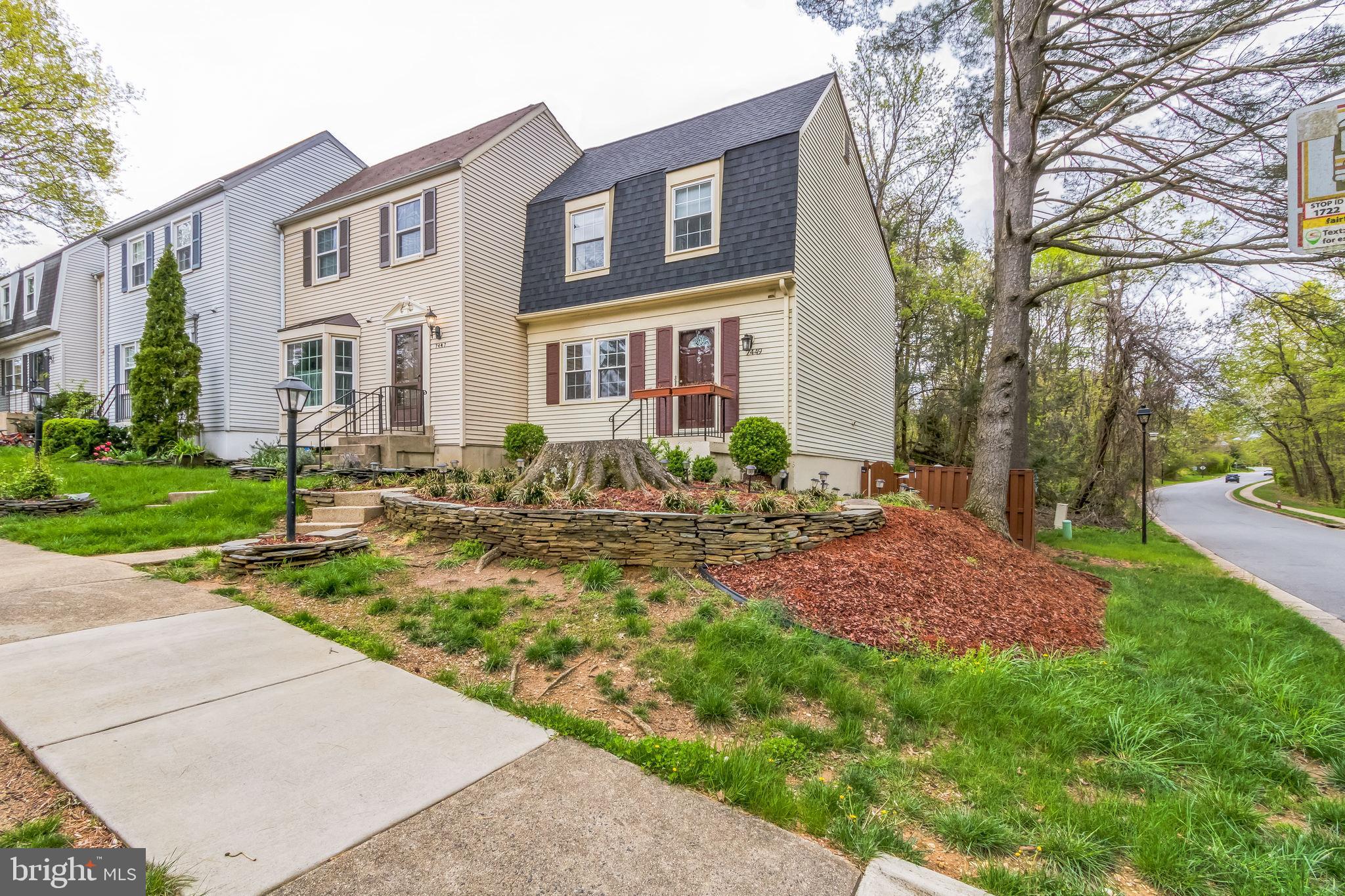 7449 FOXLEIGH WAY