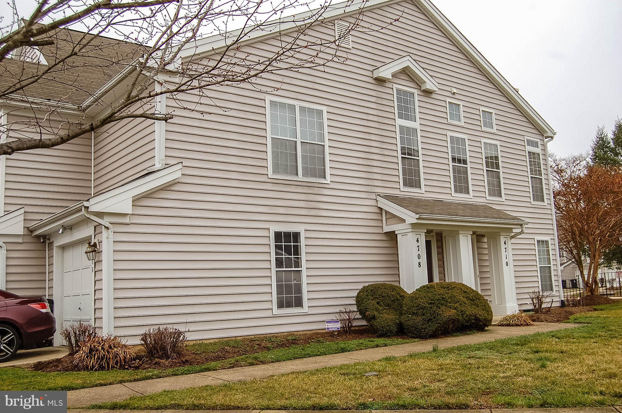 KINGS COUNCIL CONDO - Residential