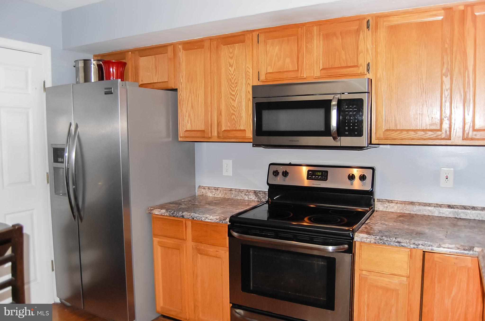 KINGS COUNCIL CONDO - Residential