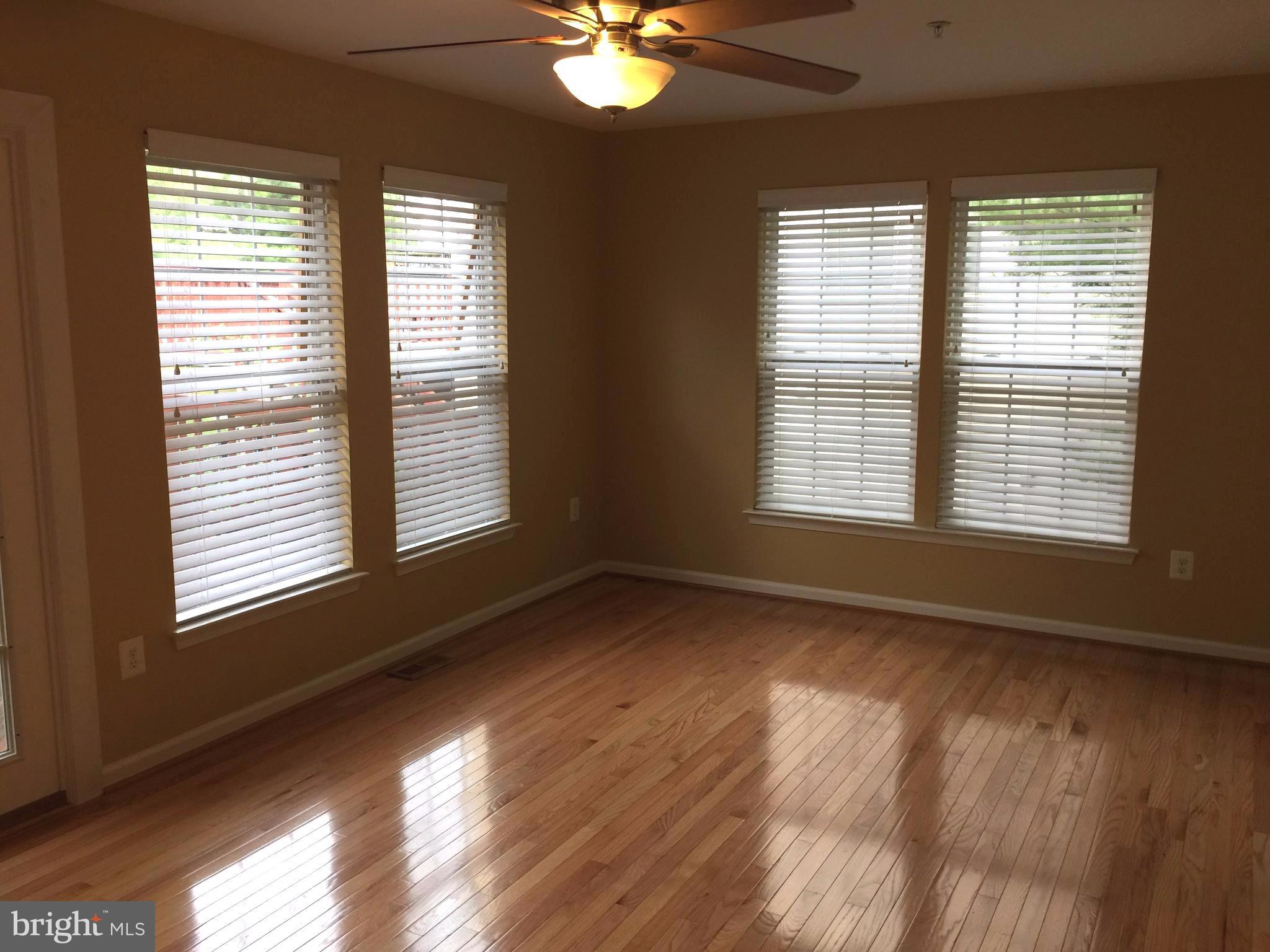 KINGSVIEW RIDGE - Residential Lease