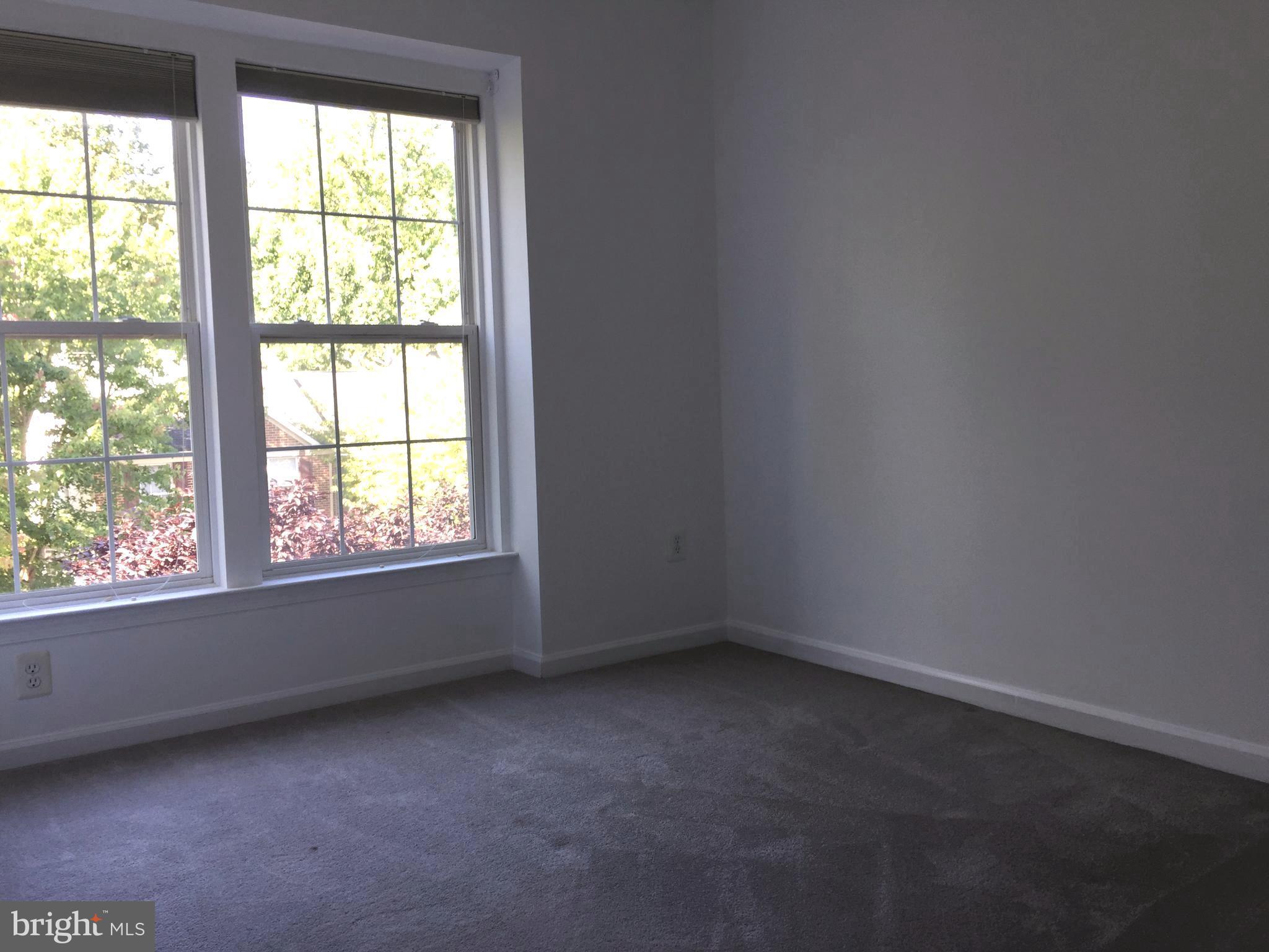 KINGSVIEW RIDGE - Residential Lease