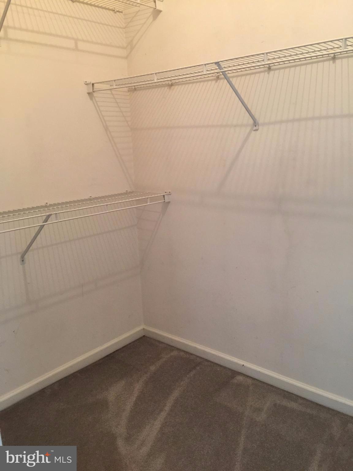 KINGSVIEW RIDGE - Residential Lease