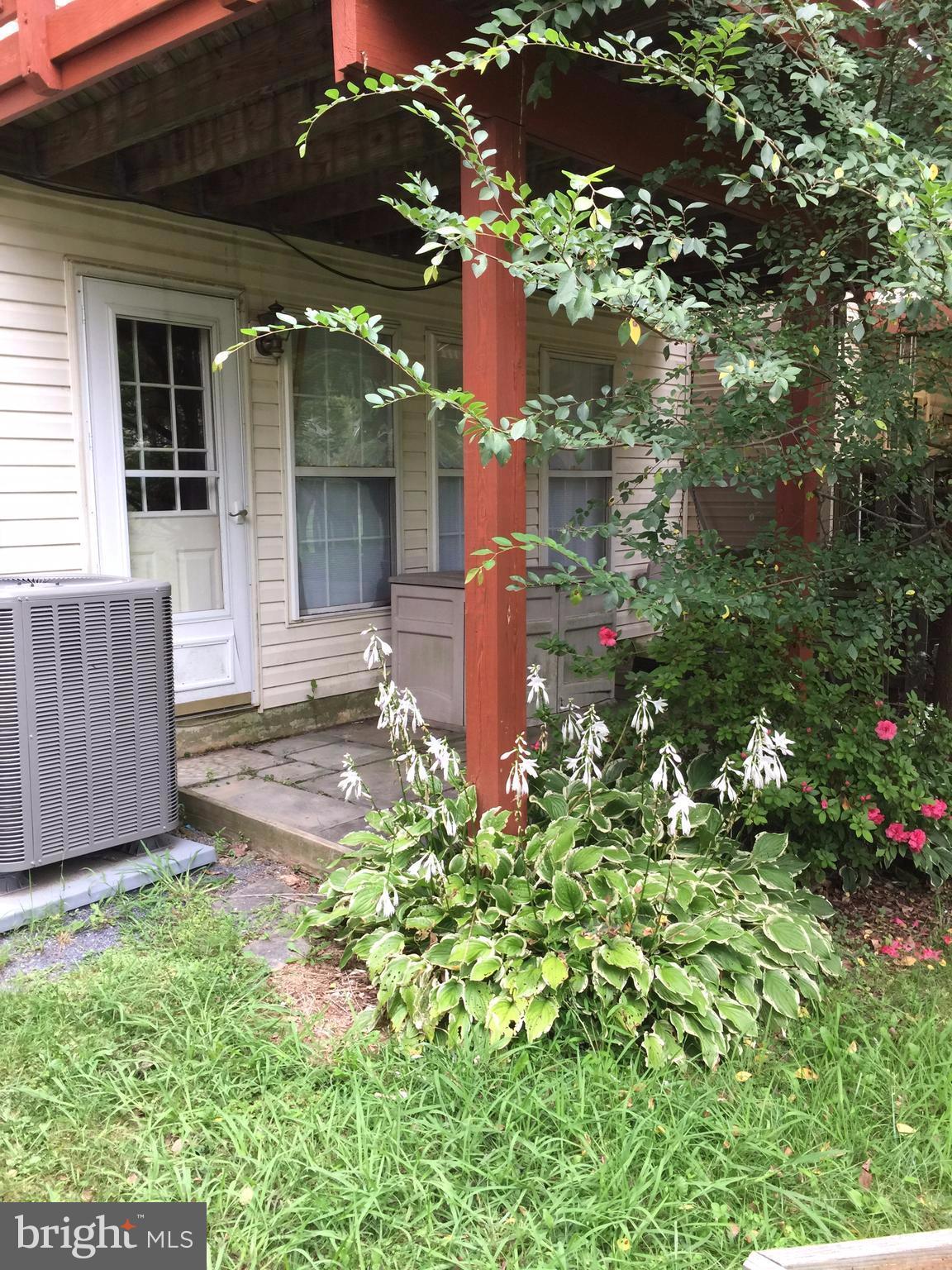 KINGSVIEW RIDGE - Residential Lease