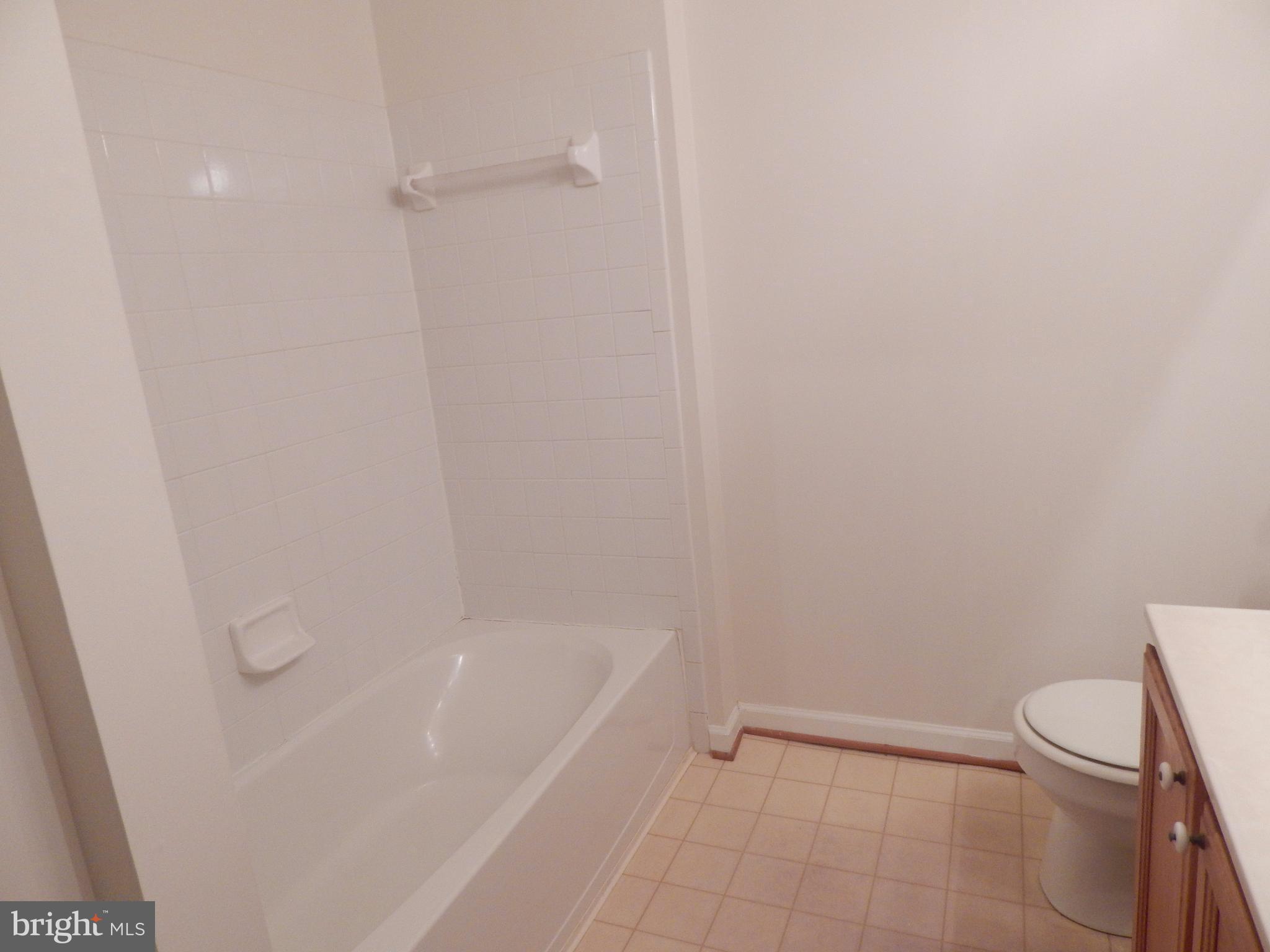 KINGSVIEW RIDGE - Residential Lease