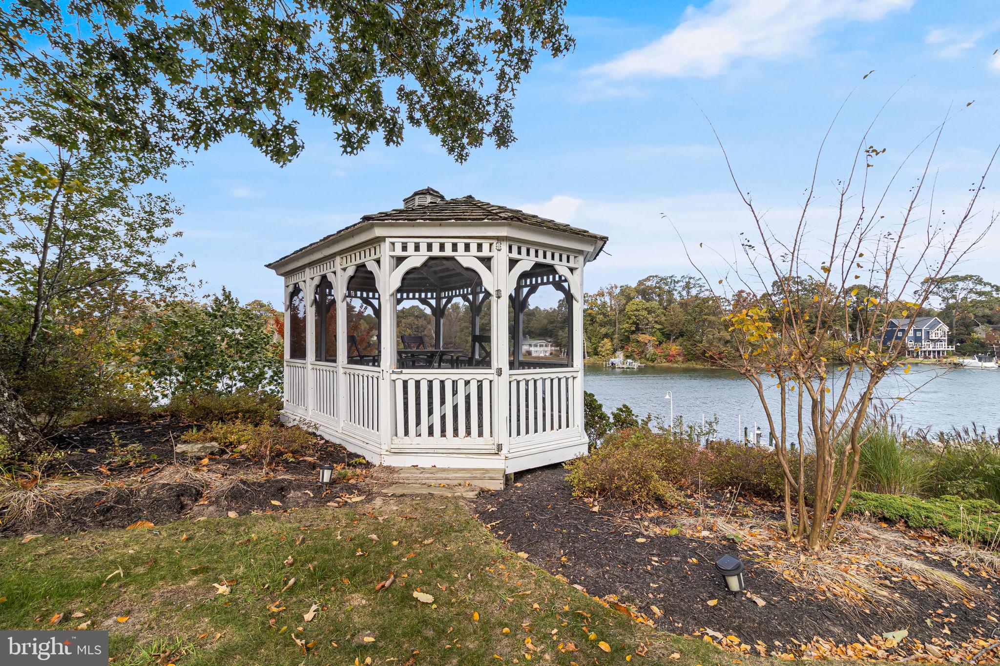 MARVA POINT - Residential