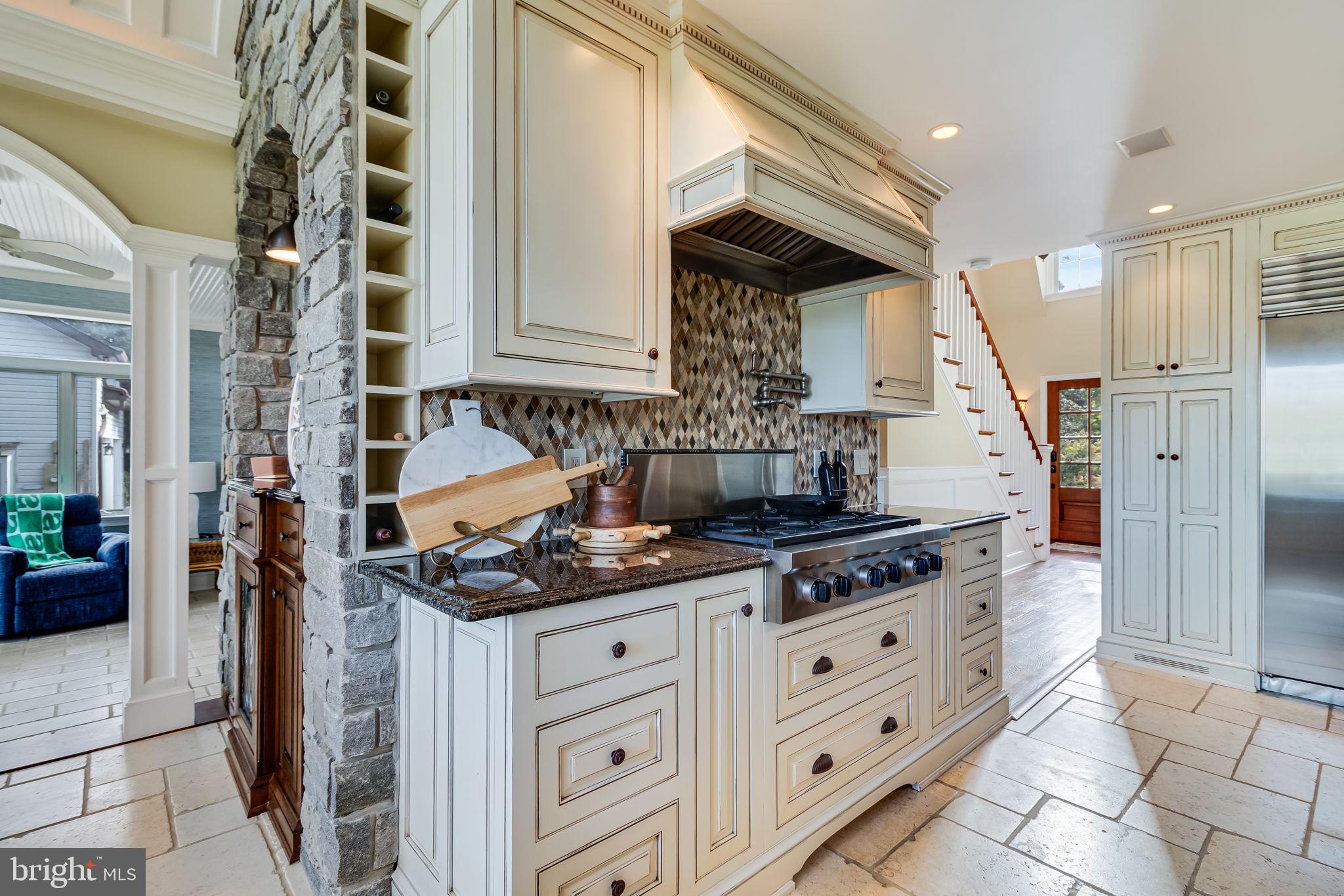 MARVA POINT - Residential