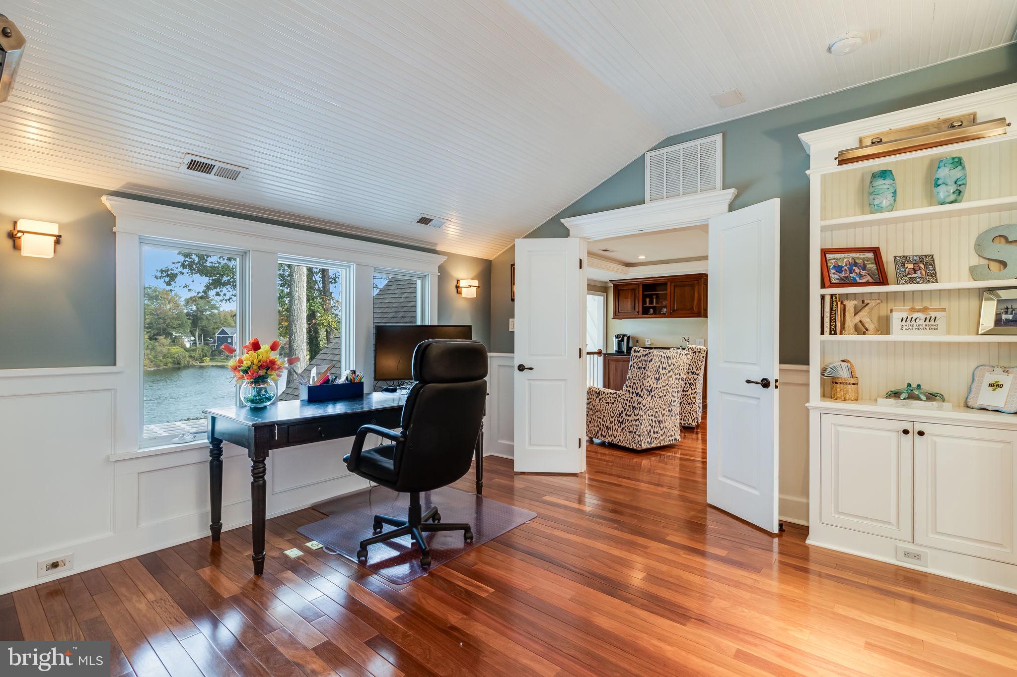 MARVA POINT - Residential