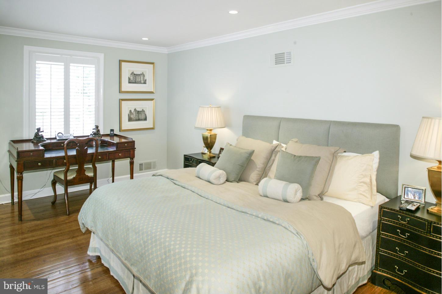 SPRING VALLEY - Residential