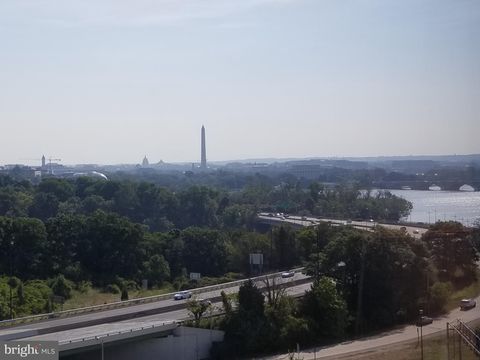1021 ARLINGTON BOULEVARD 1025 ARLINGTON VA 22209