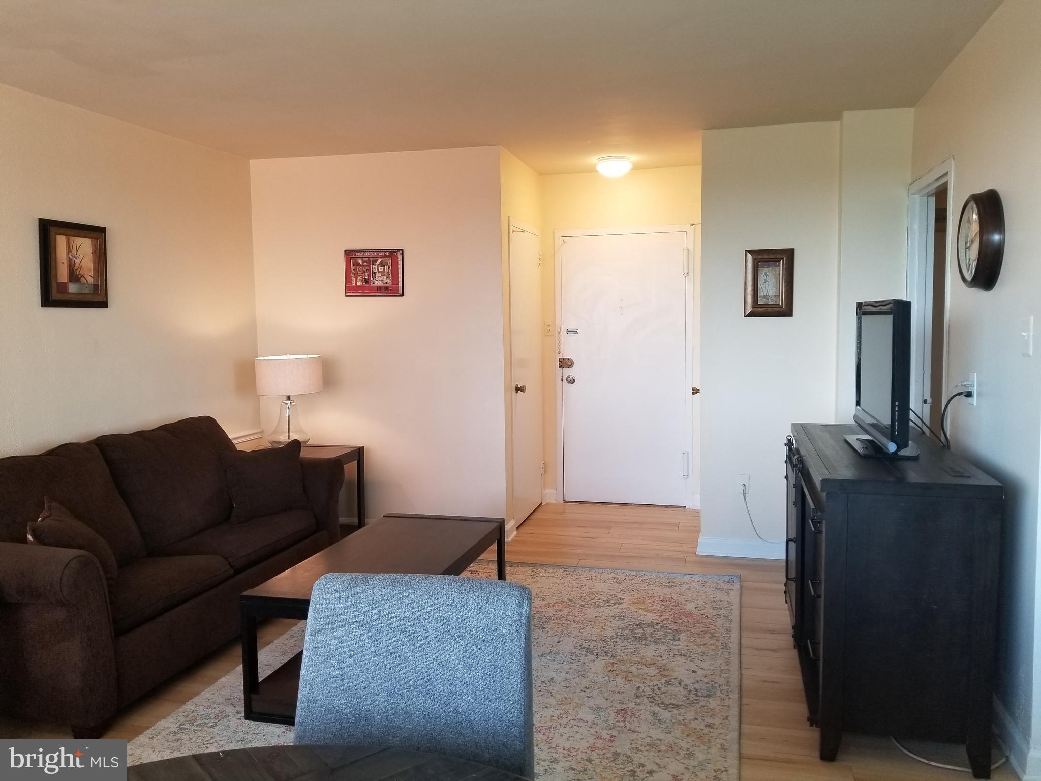 1021 ARLINGTON BOULEVARD 1025