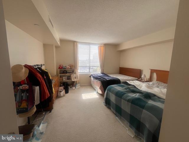 GALLERY AT WHITE FLINT - Residential