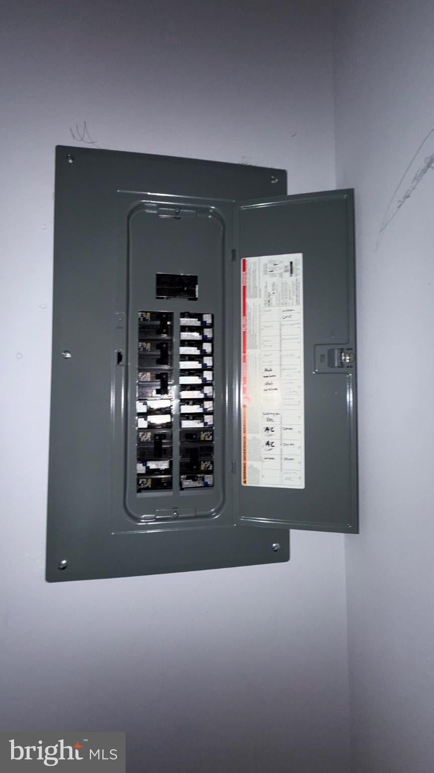 1133 W TIOGA STREET