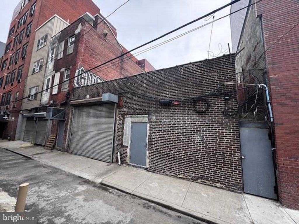 Photo of 1235 - - 37 Vine Street, PHILADELPHIA, PA 19107 (MLS # PAPH2571884)