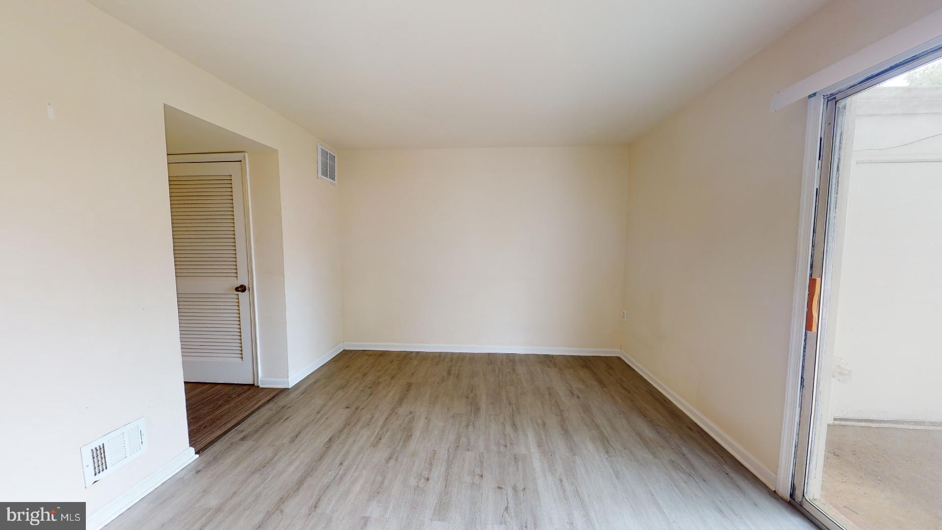 IRONGATE - Residential Lease