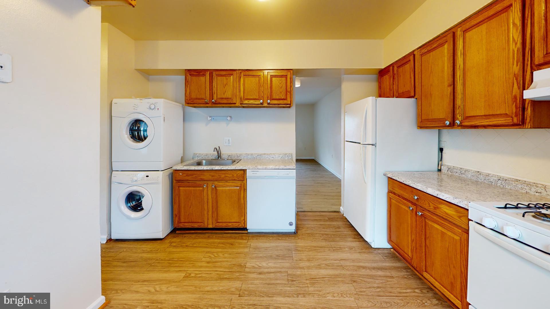 IRONGATE - Residential Lease