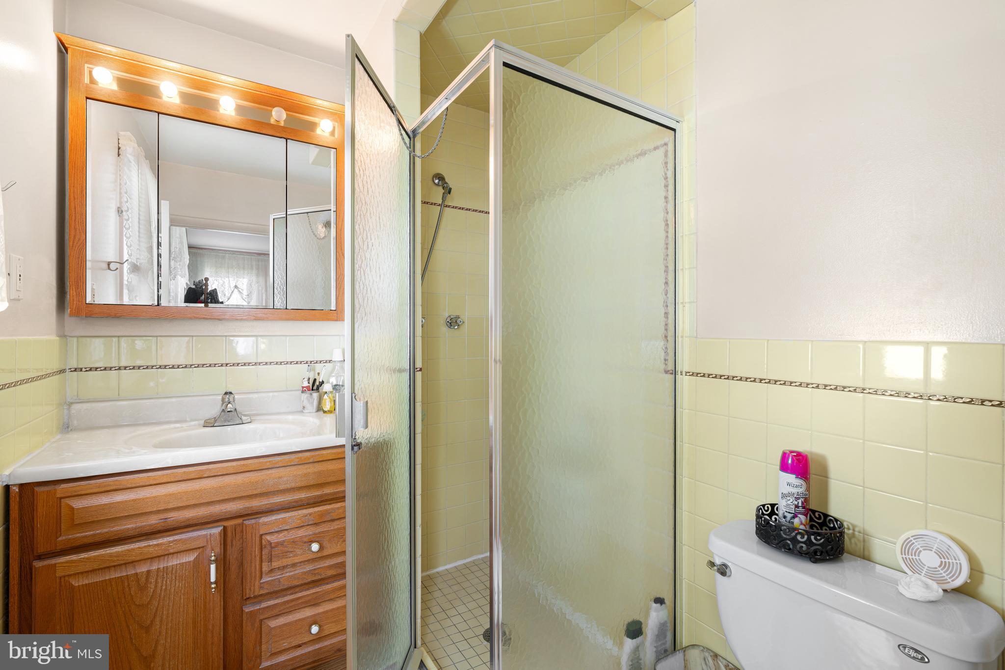 BUSTLETON - Residential