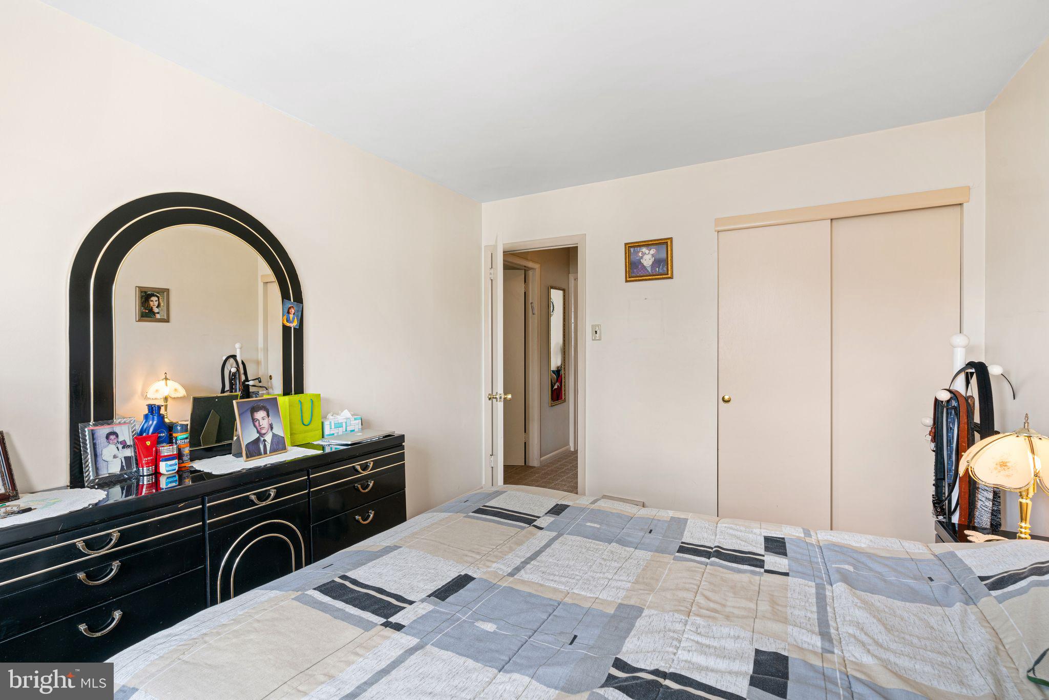 BUSTLETON - Residential