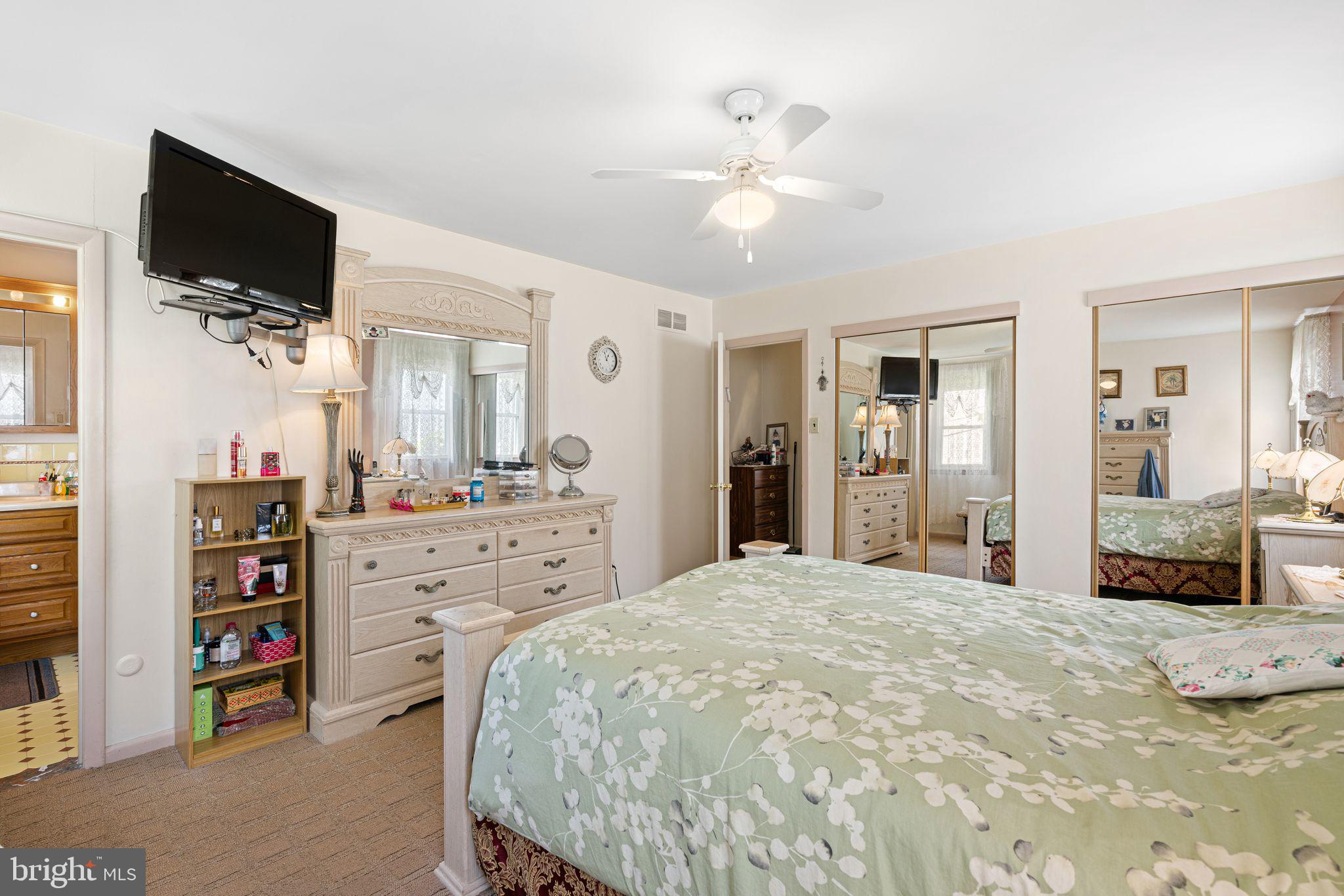 BUSTLETON - Residential