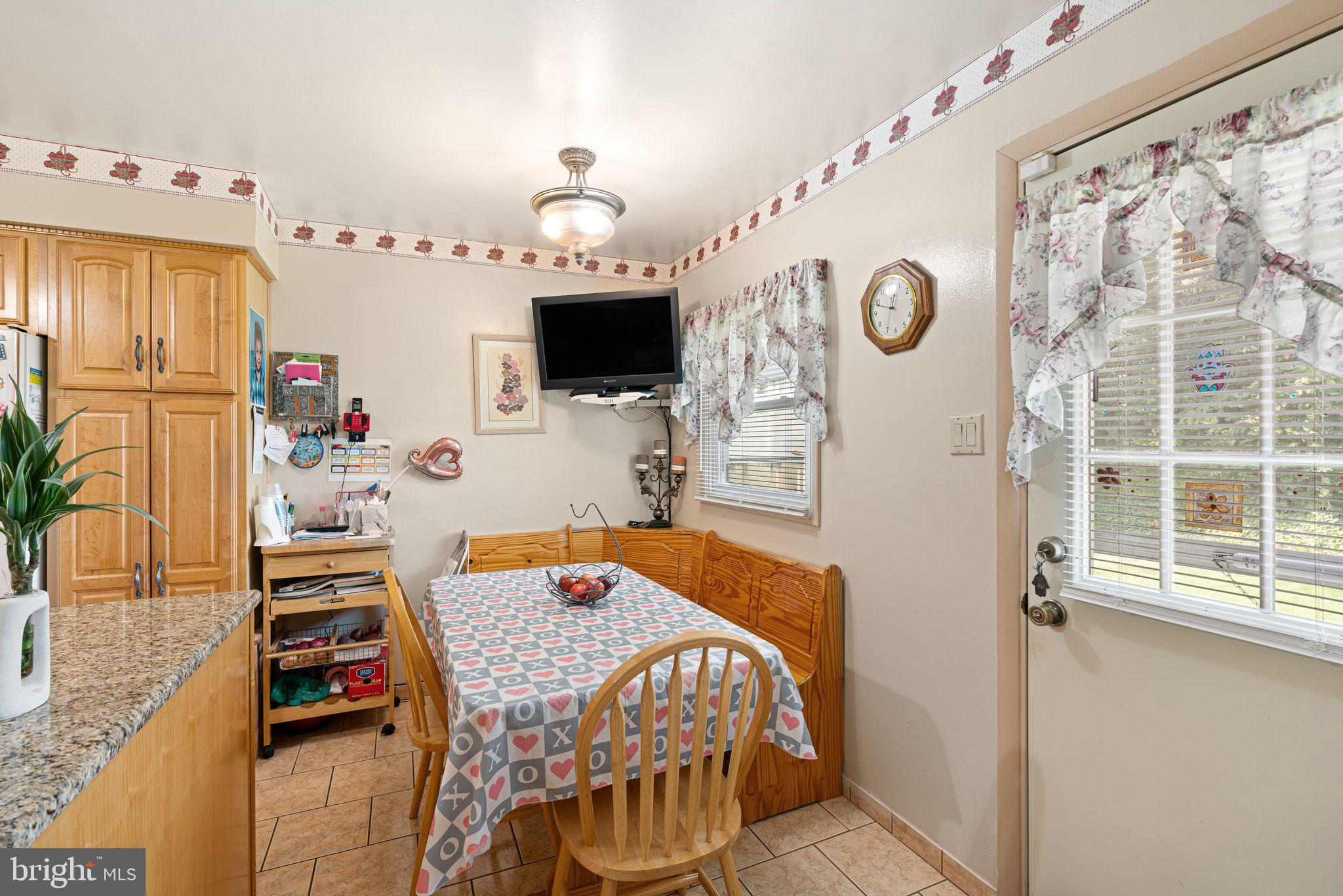 BUSTLETON - Residential