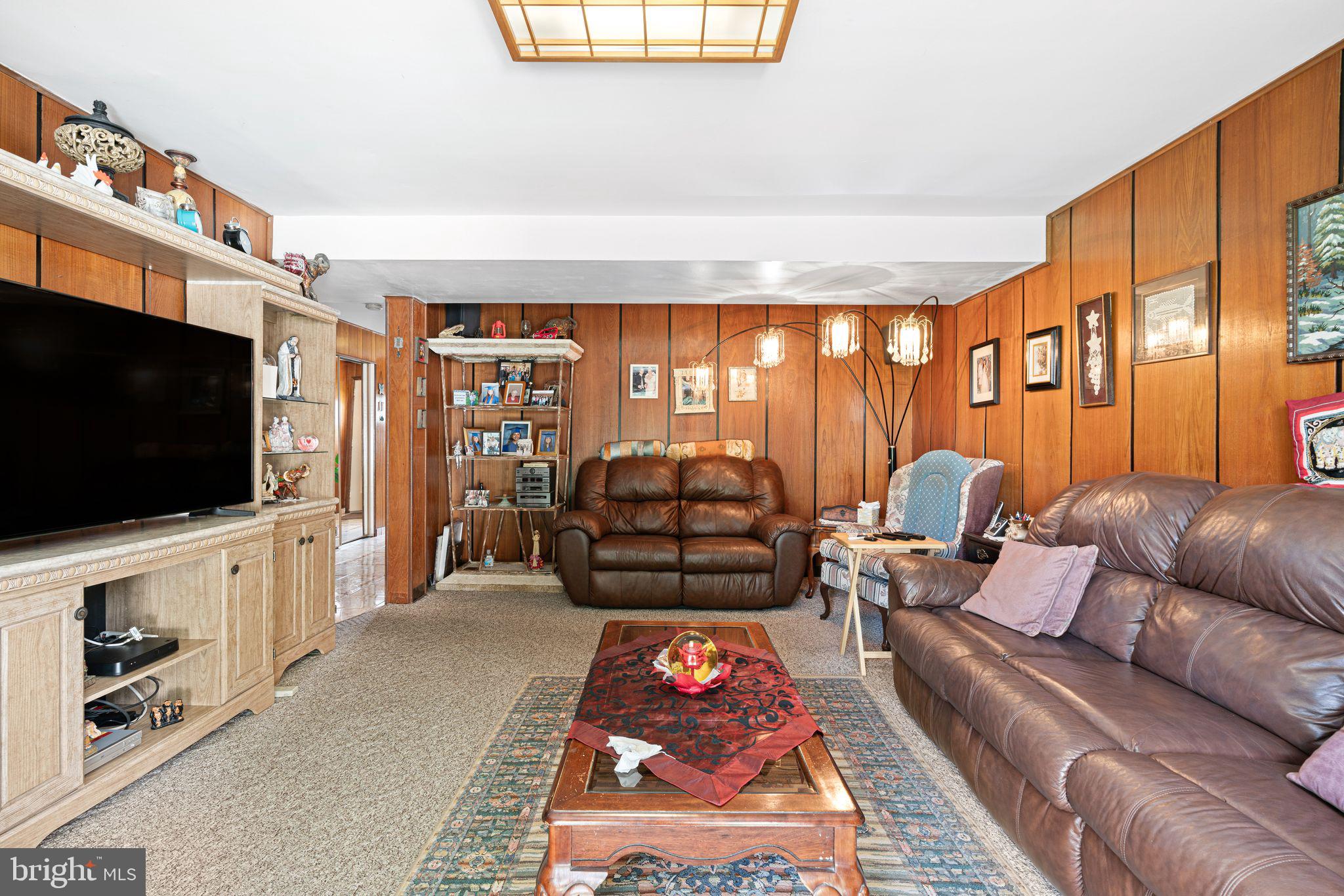 BUSTLETON - Residential