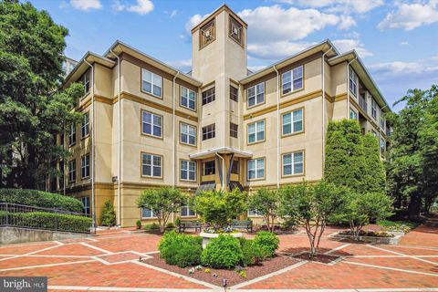 Photo of 11750 Old Georgetown Road #2313, ROCKVILLE, MD 20852 (MLS # MDMC2214276)