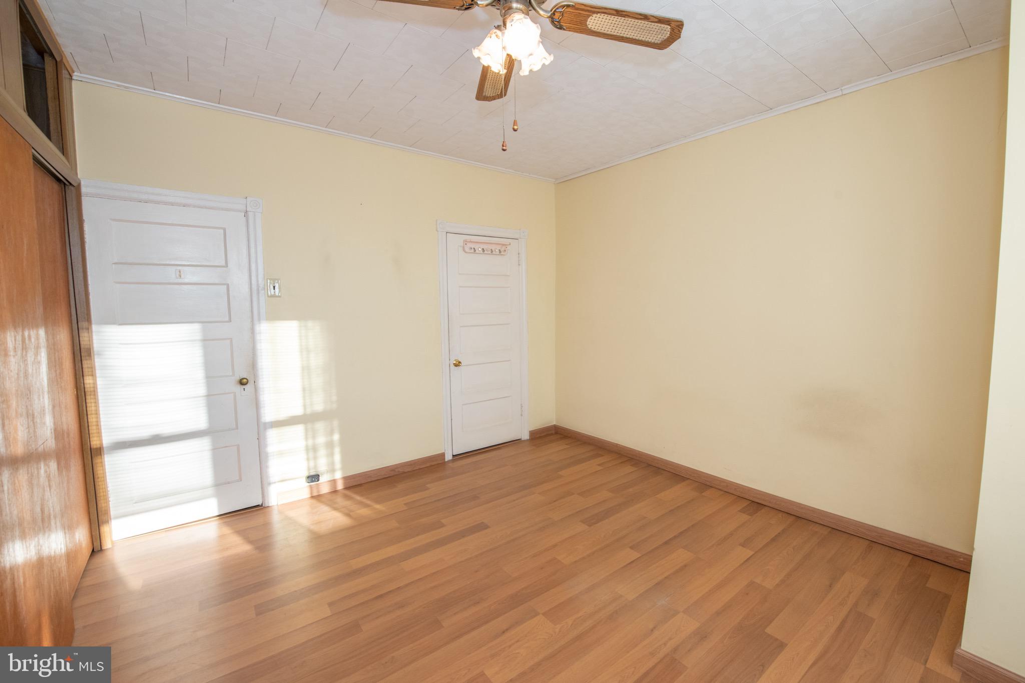 PORT RICHMOND - Residential