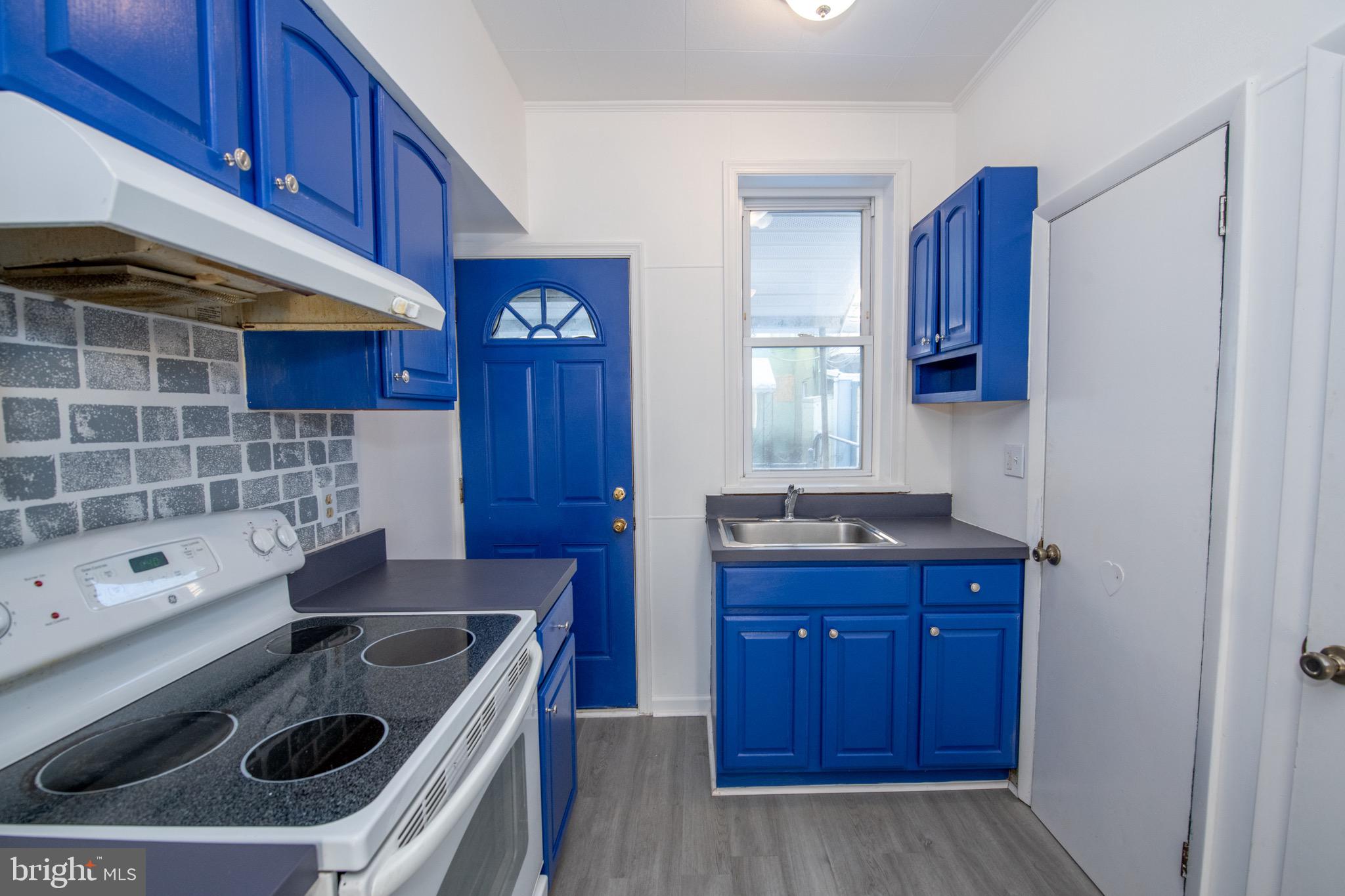 PORT RICHMOND - Residential