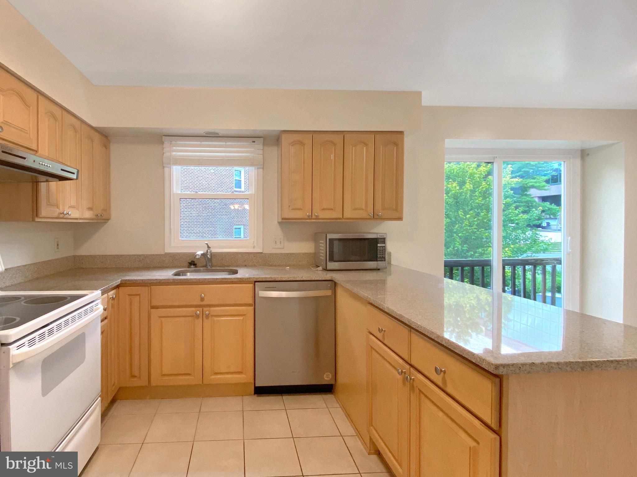 WOODMONT PLACE - Residential Lease