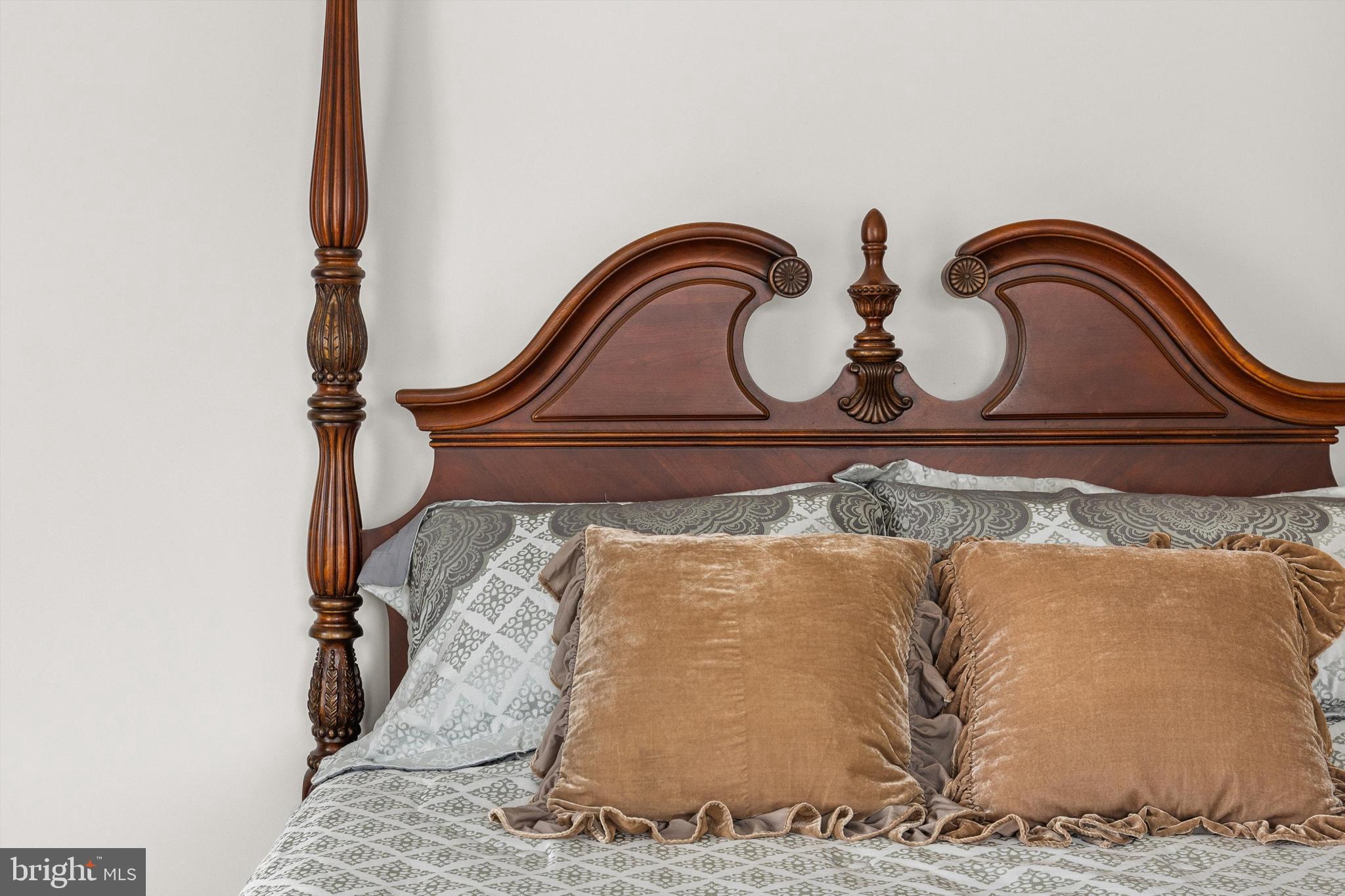 DOWNTOWN OC - Residential