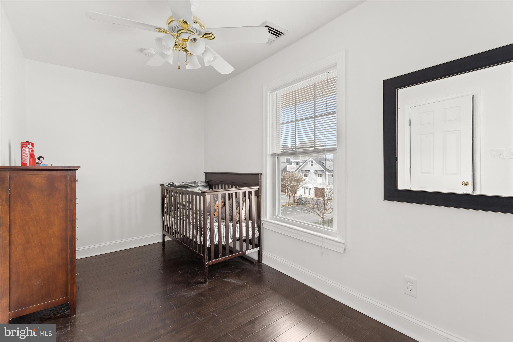 DOWNTOWN OC - Residential