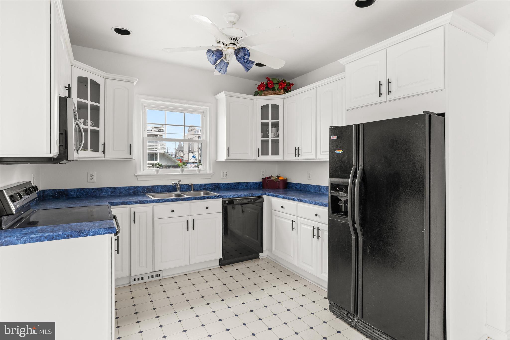 DOWNTOWN OC - Residential