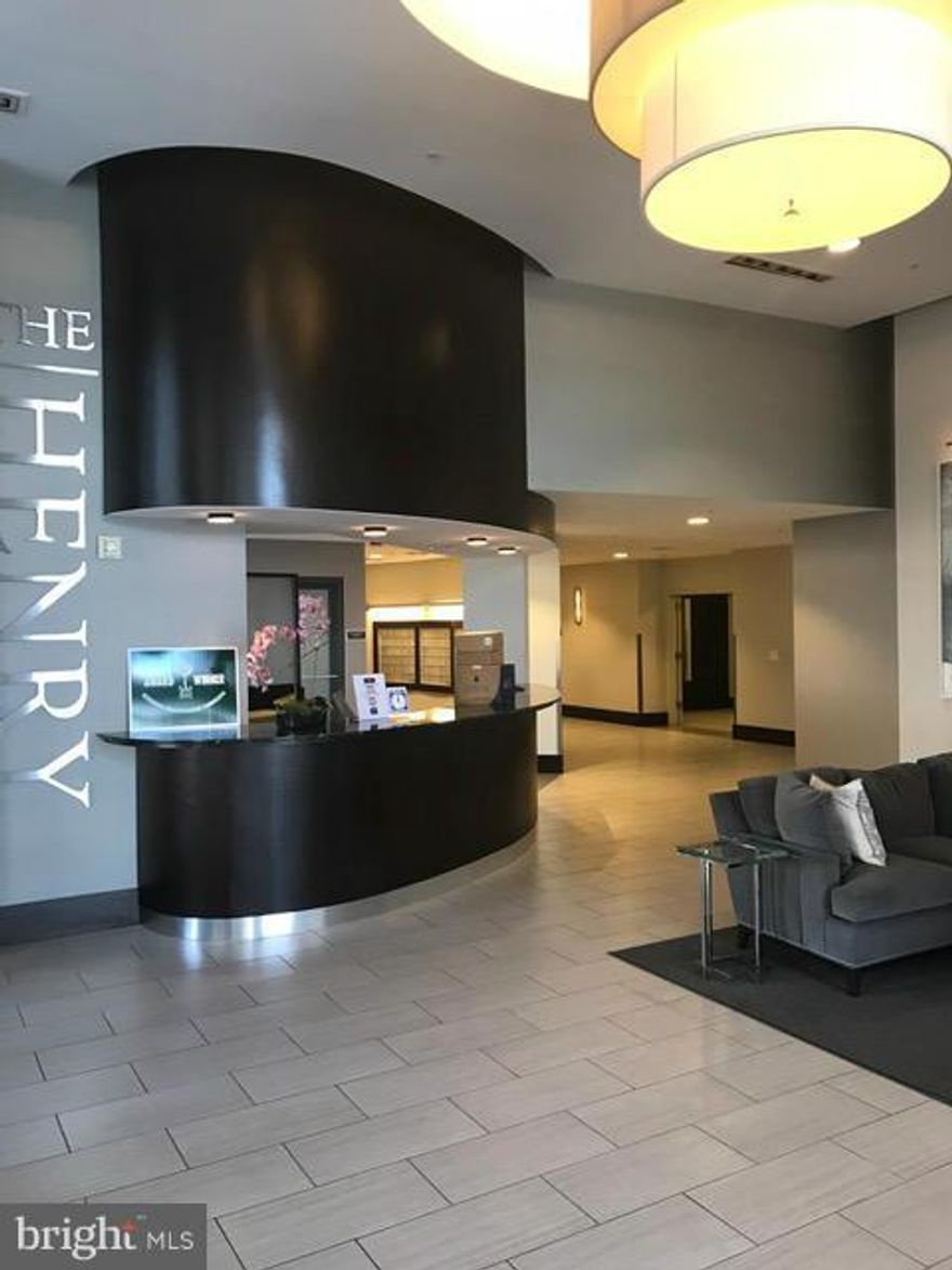 Sunny & spacious 1bdrm w/ modern appointments w/ gourmet kitchen w/ SS appliances, tile backsplash, and granite island. Huge walk in closet in master bdrm. W/D in unit. Bldg. full of amenities include front desk, secure entry, fitness center & party room. 1 underground parking space included. Mins. to Braddock & King St. metro. 10 mins. to Reagan airport, Pentagon & DC. cable & Internet included. Also, extra storage in the bling for tenant use.