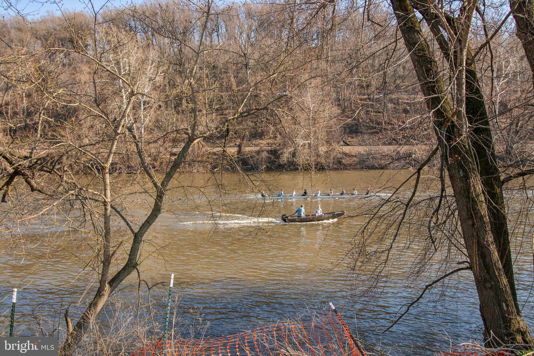 RIVER PLACE - Residential